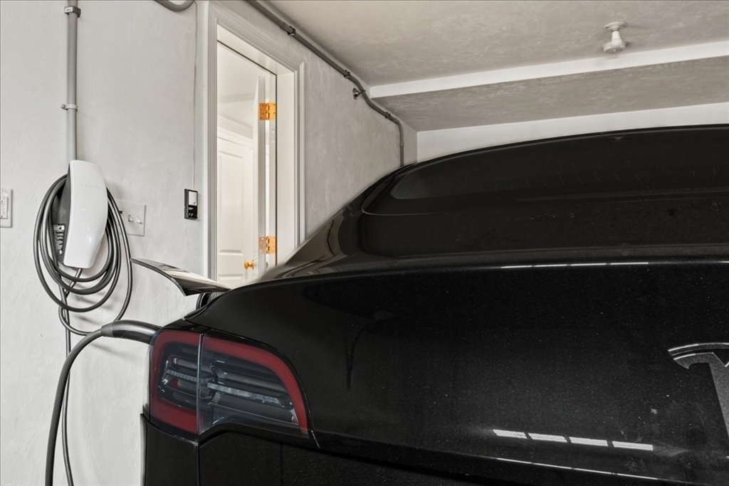 601 Crystal Way # 601