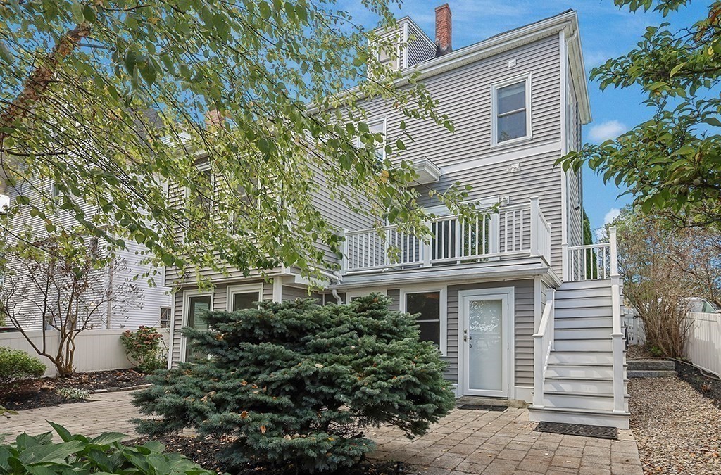339 Winthrop St