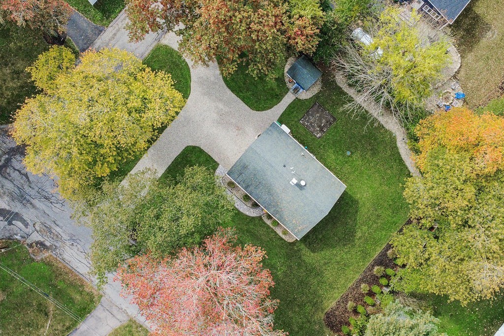 46 Lorna Ave, Pembroke