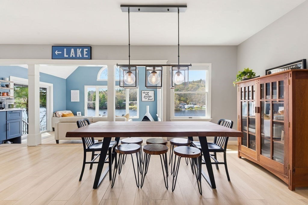 11 Shore Dr