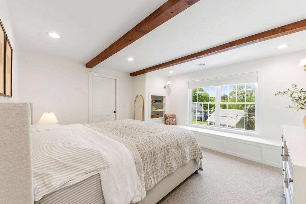 40 Kinsley Ln