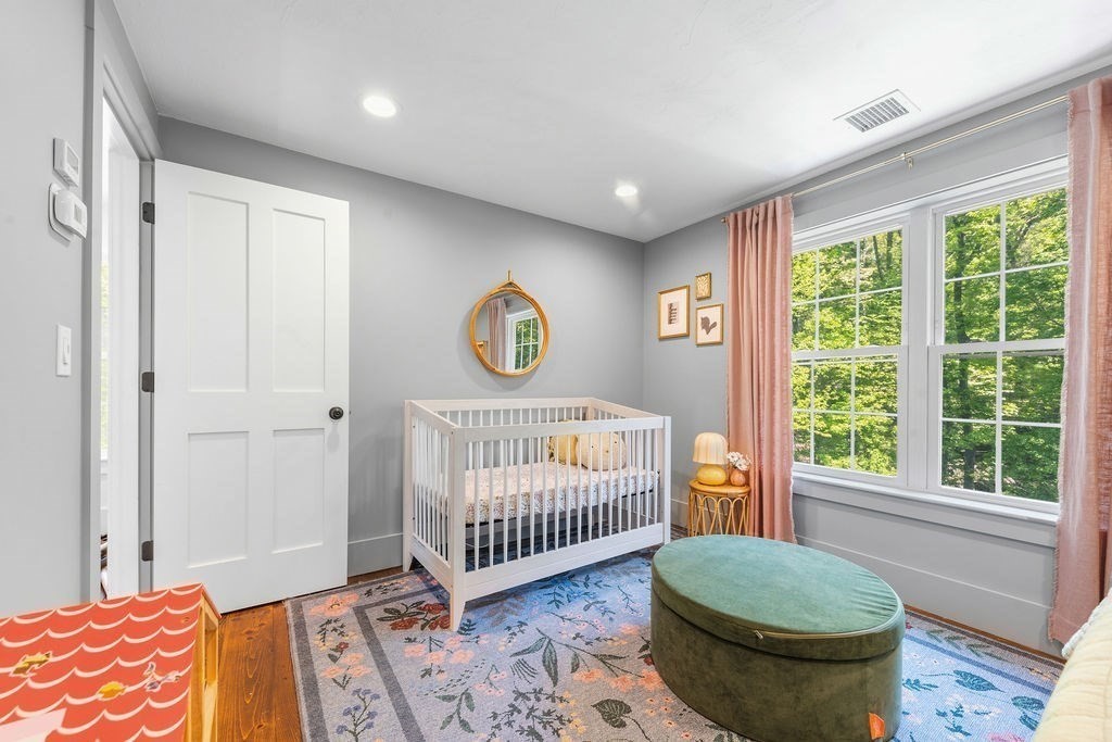 40 Kinsley Ln