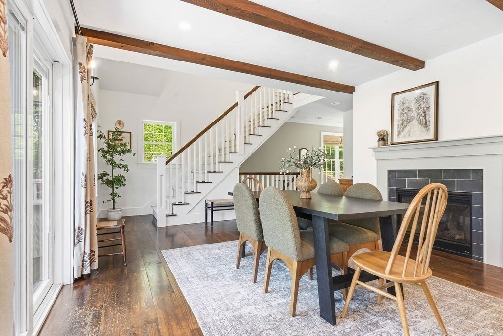 40 Kinsley Ln