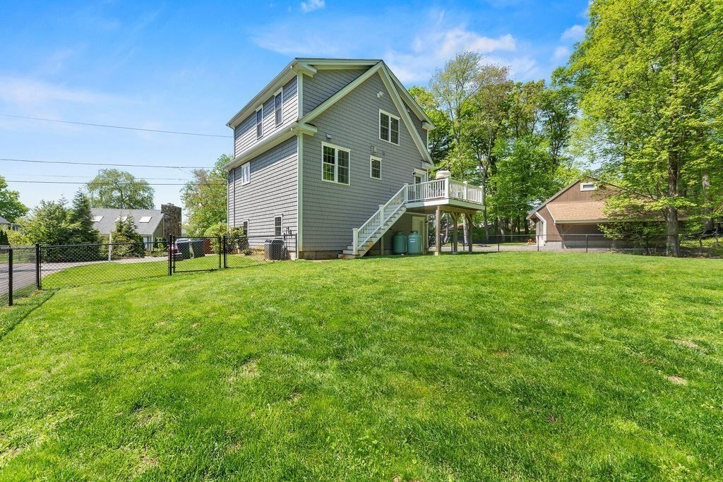40 Kinsley Ln
