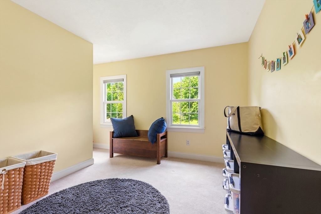 3 Chiswell Rd