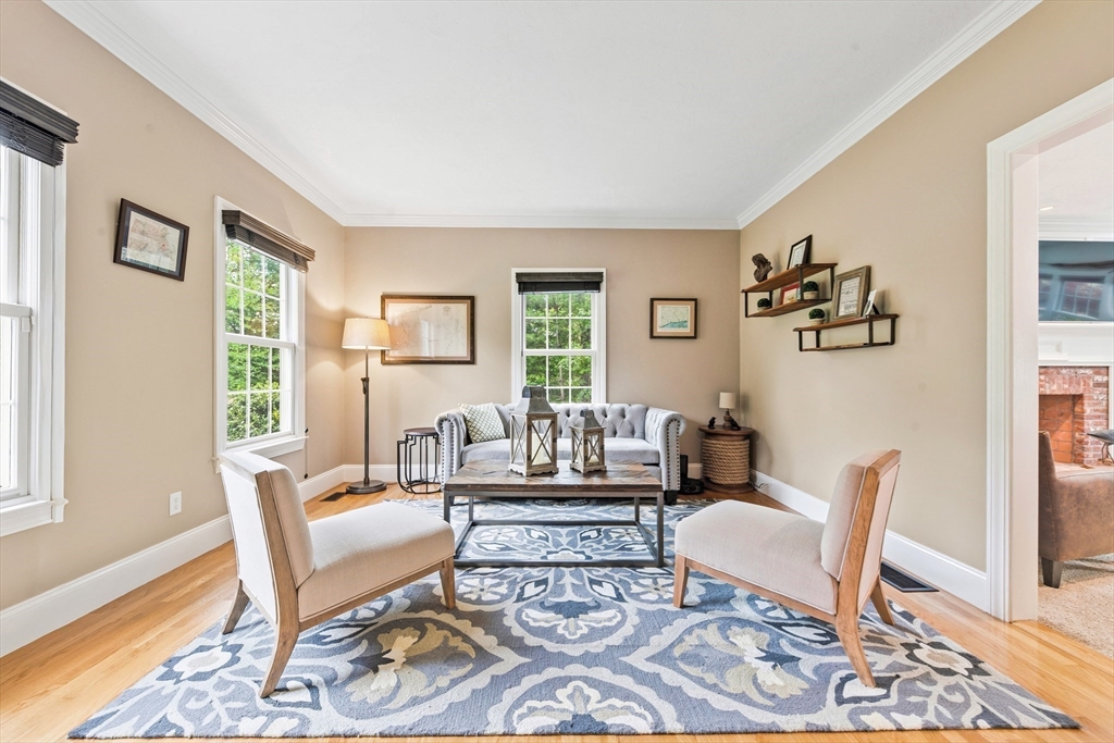 3 Chiswell Rd