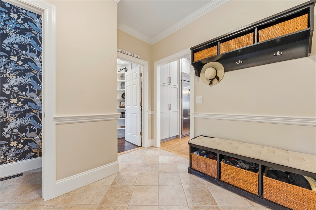 3 Chiswell Rd