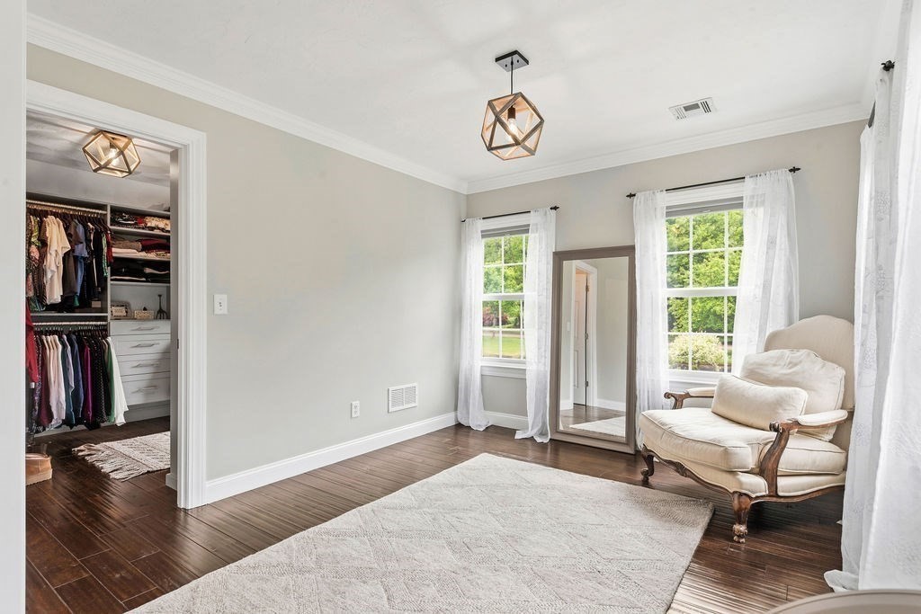 3 Chiswell Rd