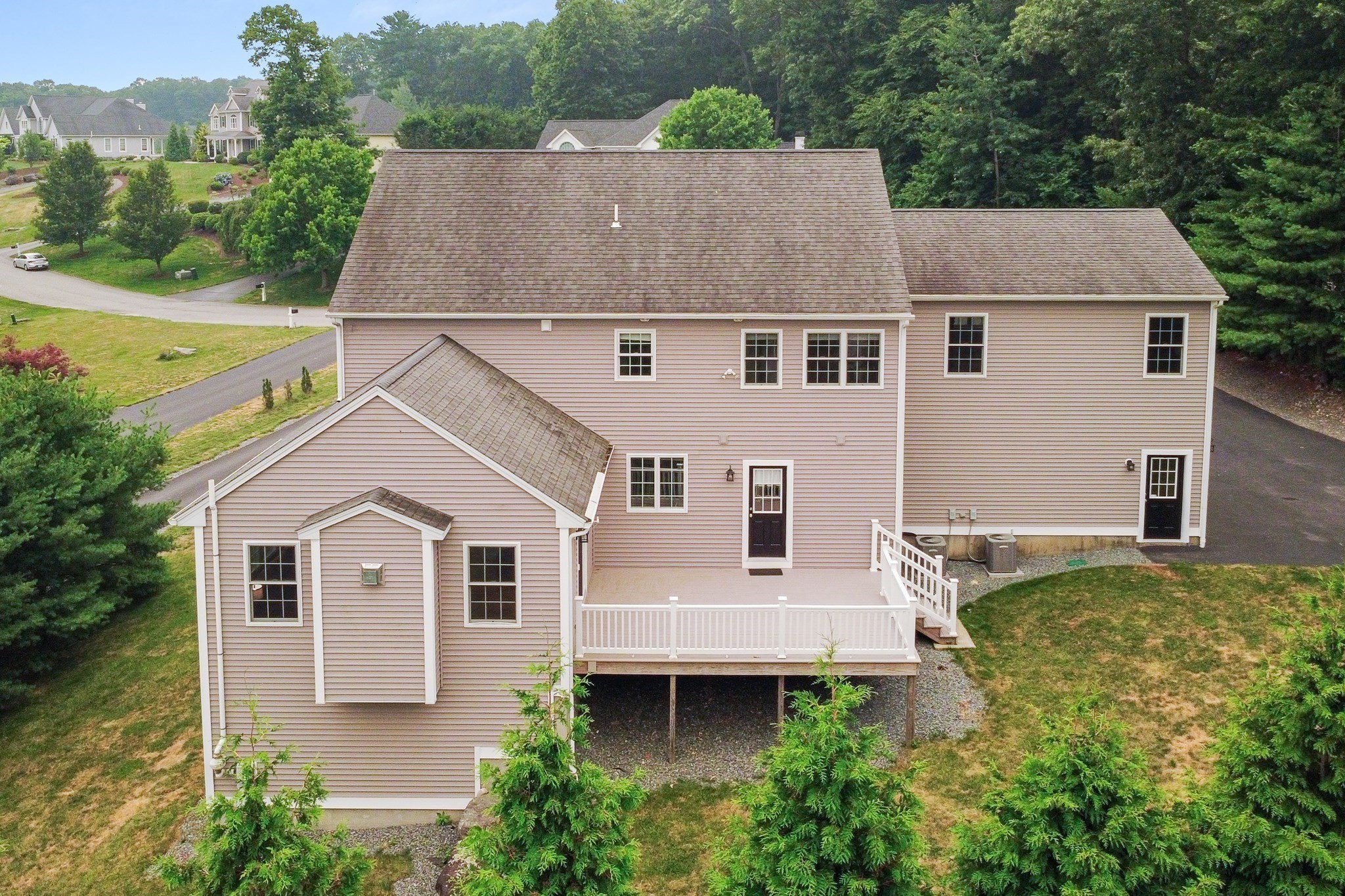 14 Longbrook Dr