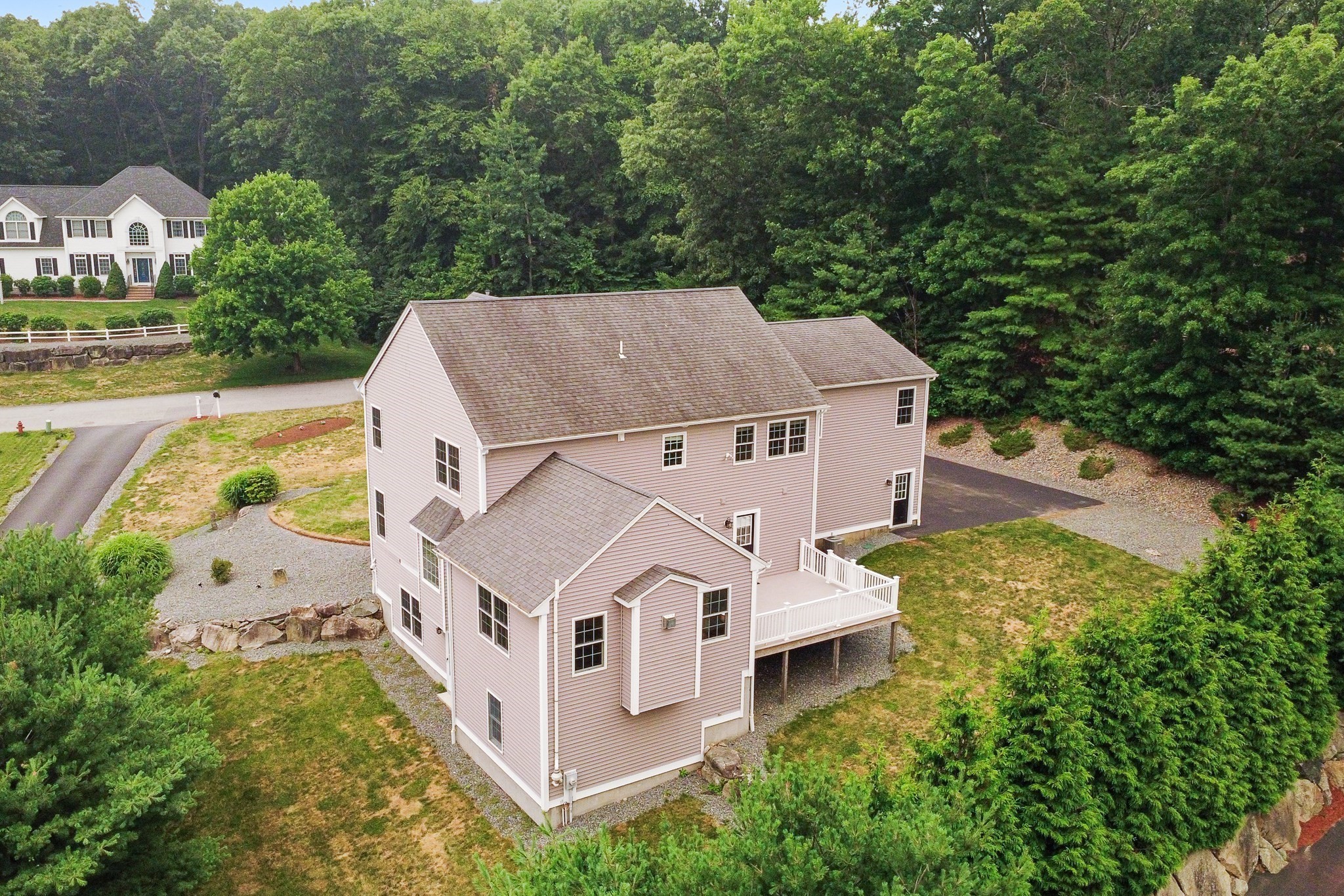 14 Longbrook Dr