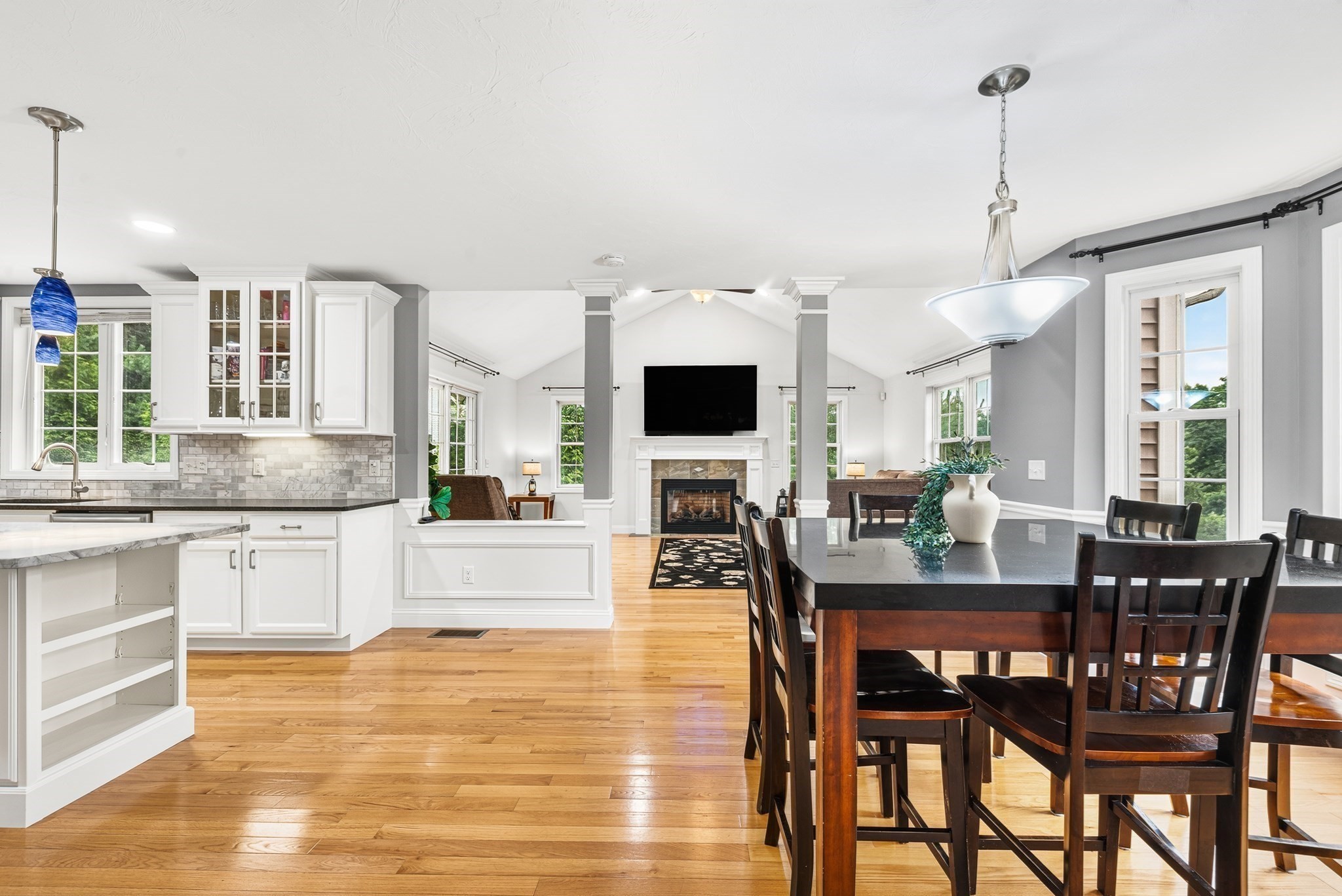 14 Longbrook Dr