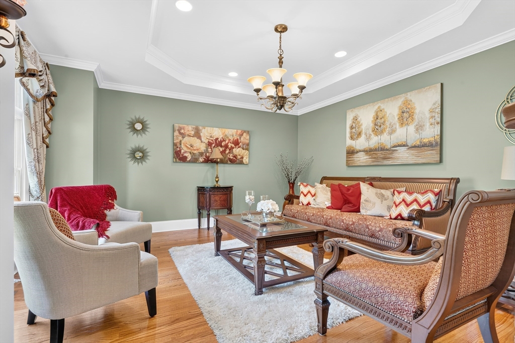 385 Scott Rd