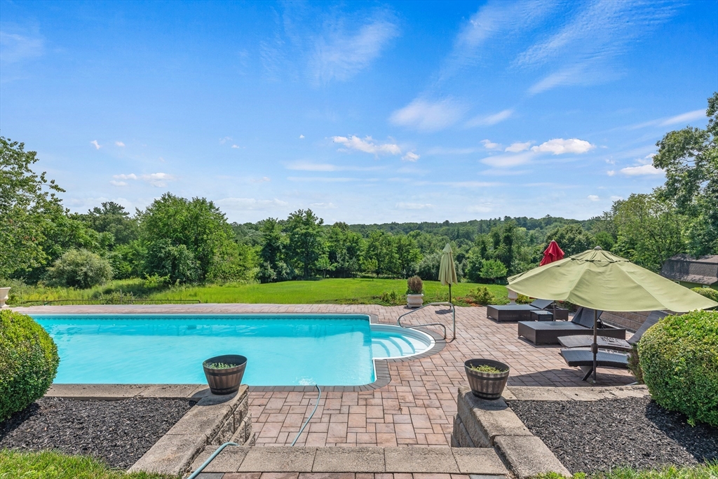 385 Scott Rd