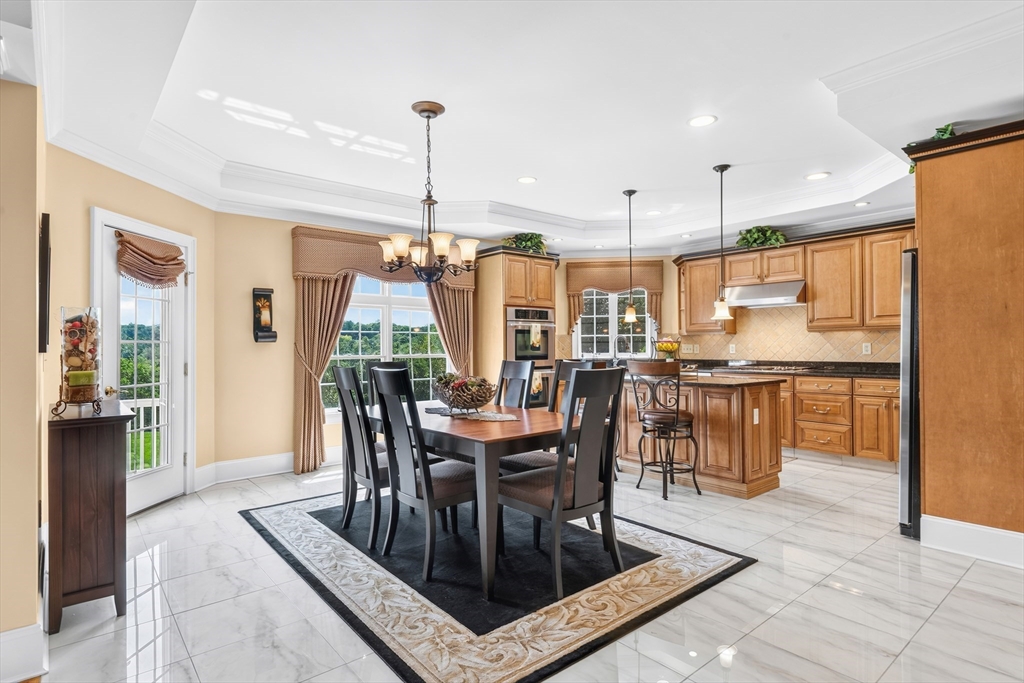 385 Scott Rd