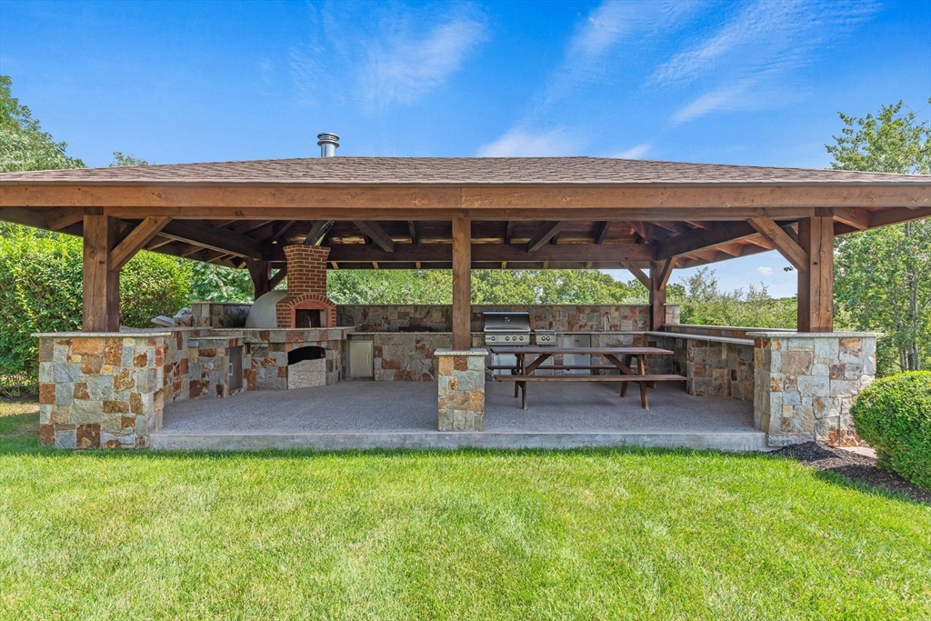 385 Scott Rd