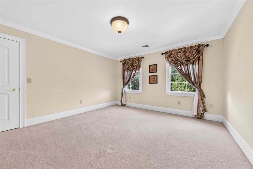 385 Scott Rd