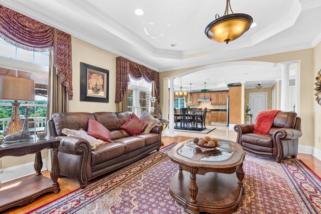 385 Scott Rd