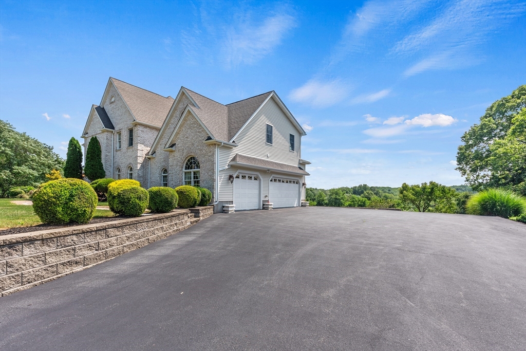 385 Scott Rd