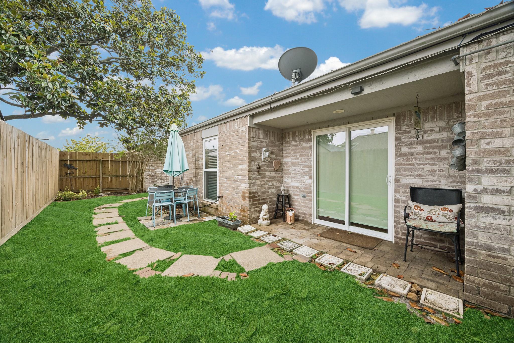 18554 Glen Briar Lane