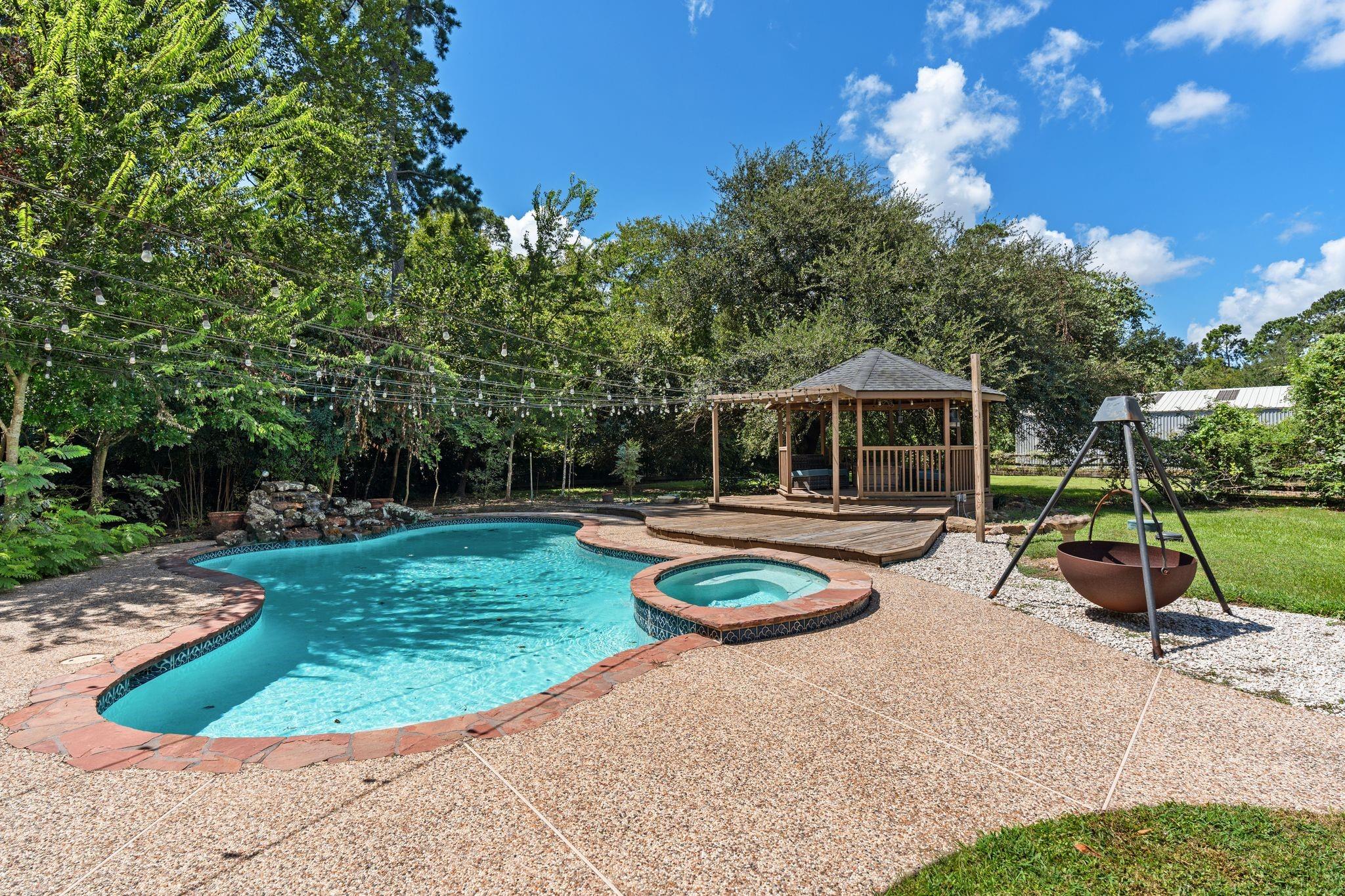 12713 W Shadow Lake Lane