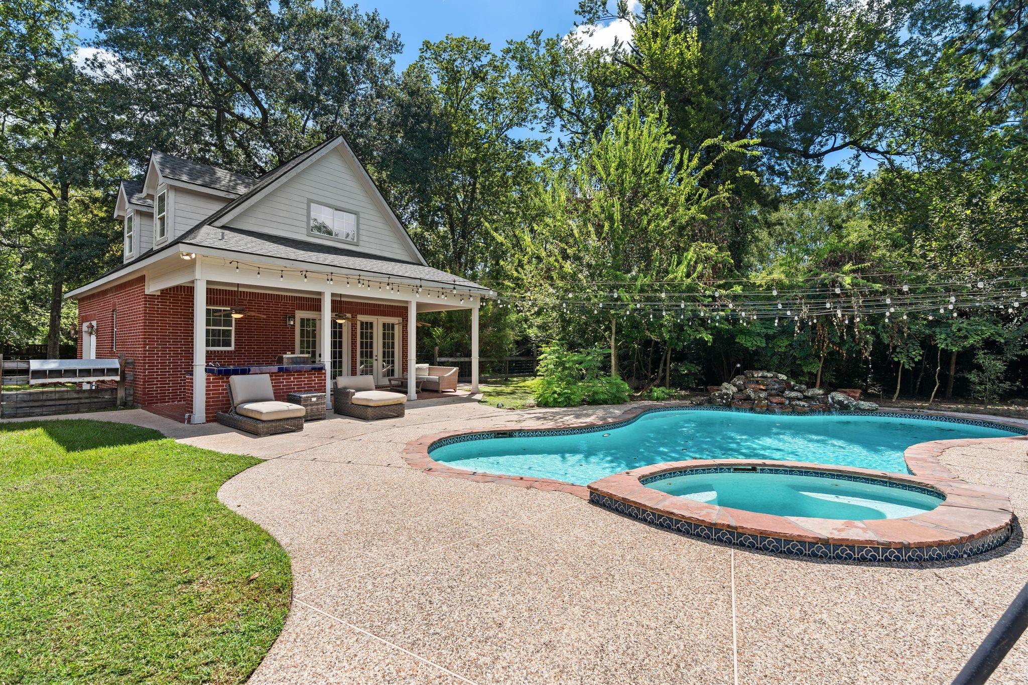 12713 W Shadow Lake Lane