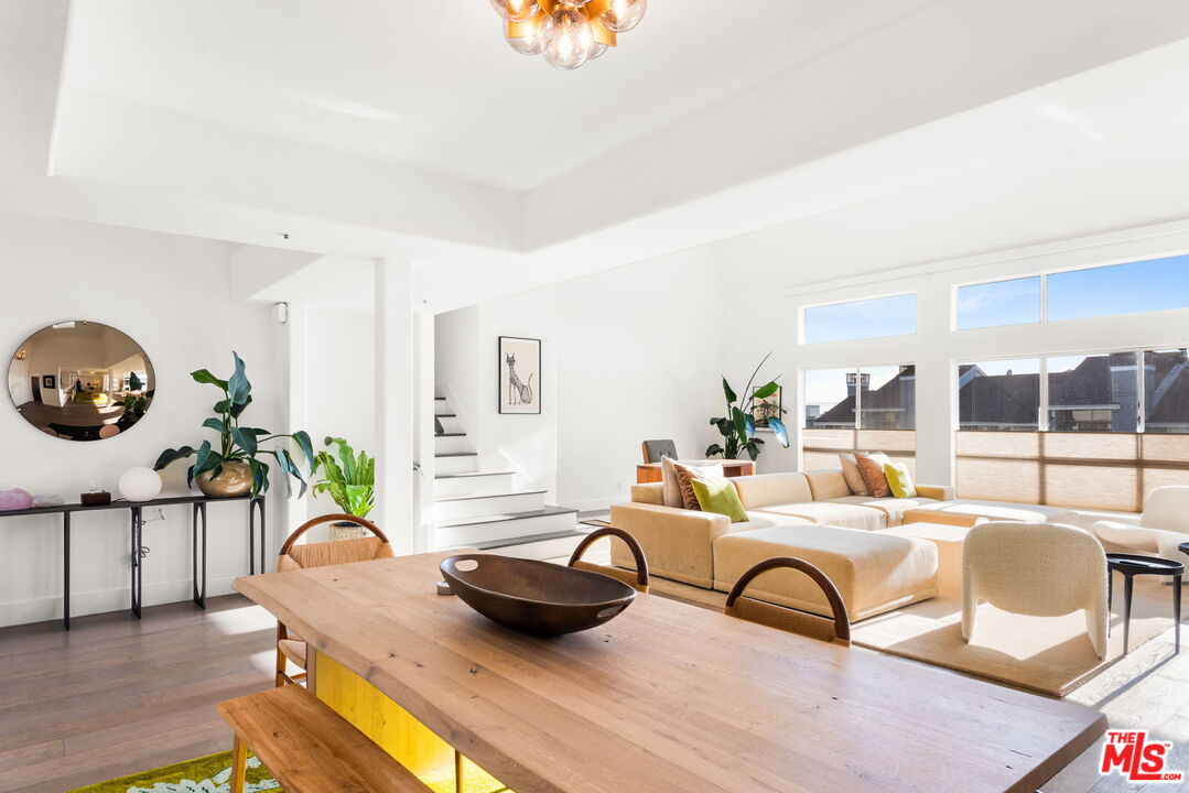 11690 Montana Ave Unit: PH303