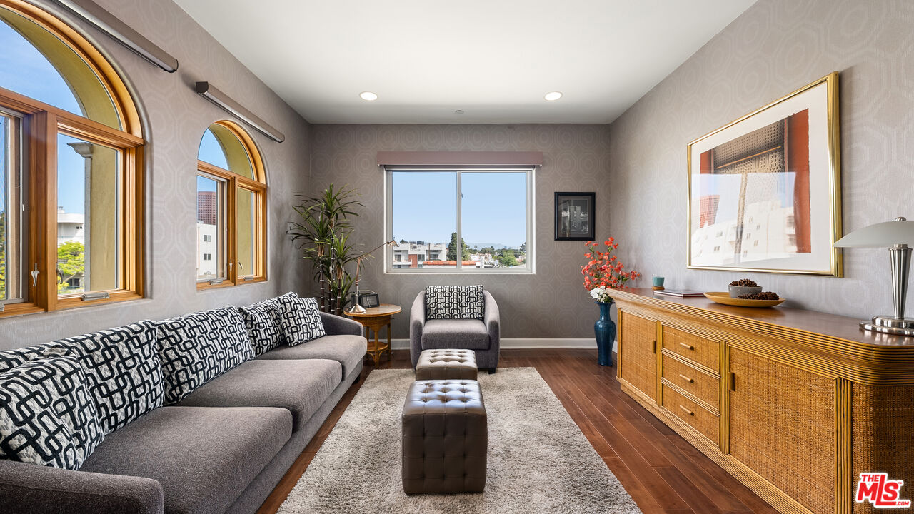 12026 Rhode Island Ave Unit: PH1