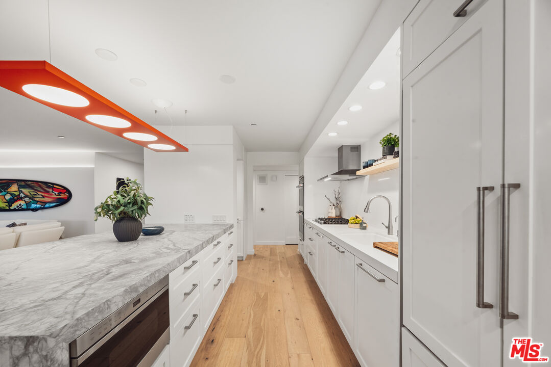 1133 5th St Unit: 204
