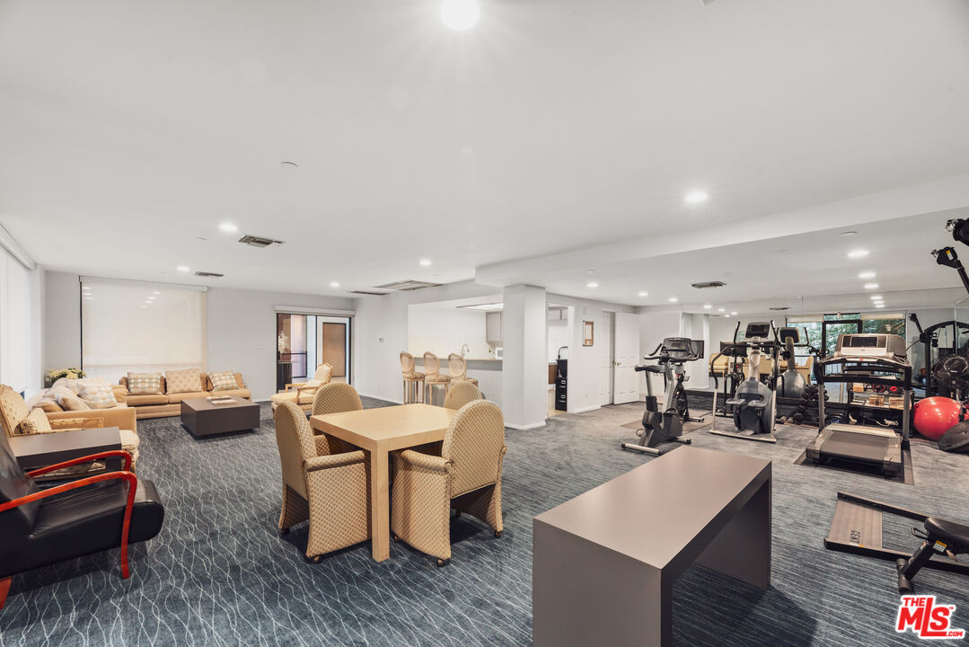 1133 5th St Unit: 204