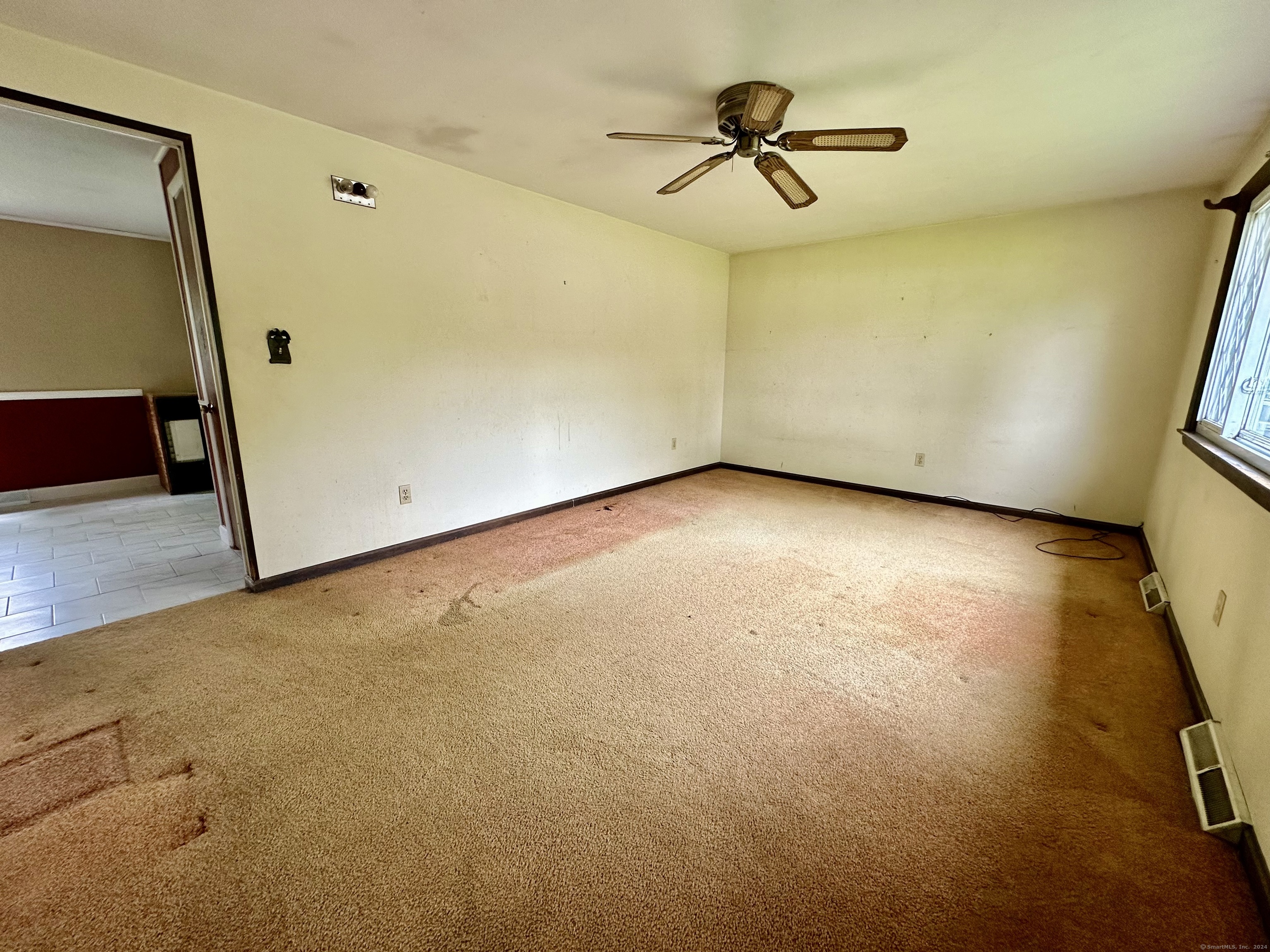 11 Gary Drive