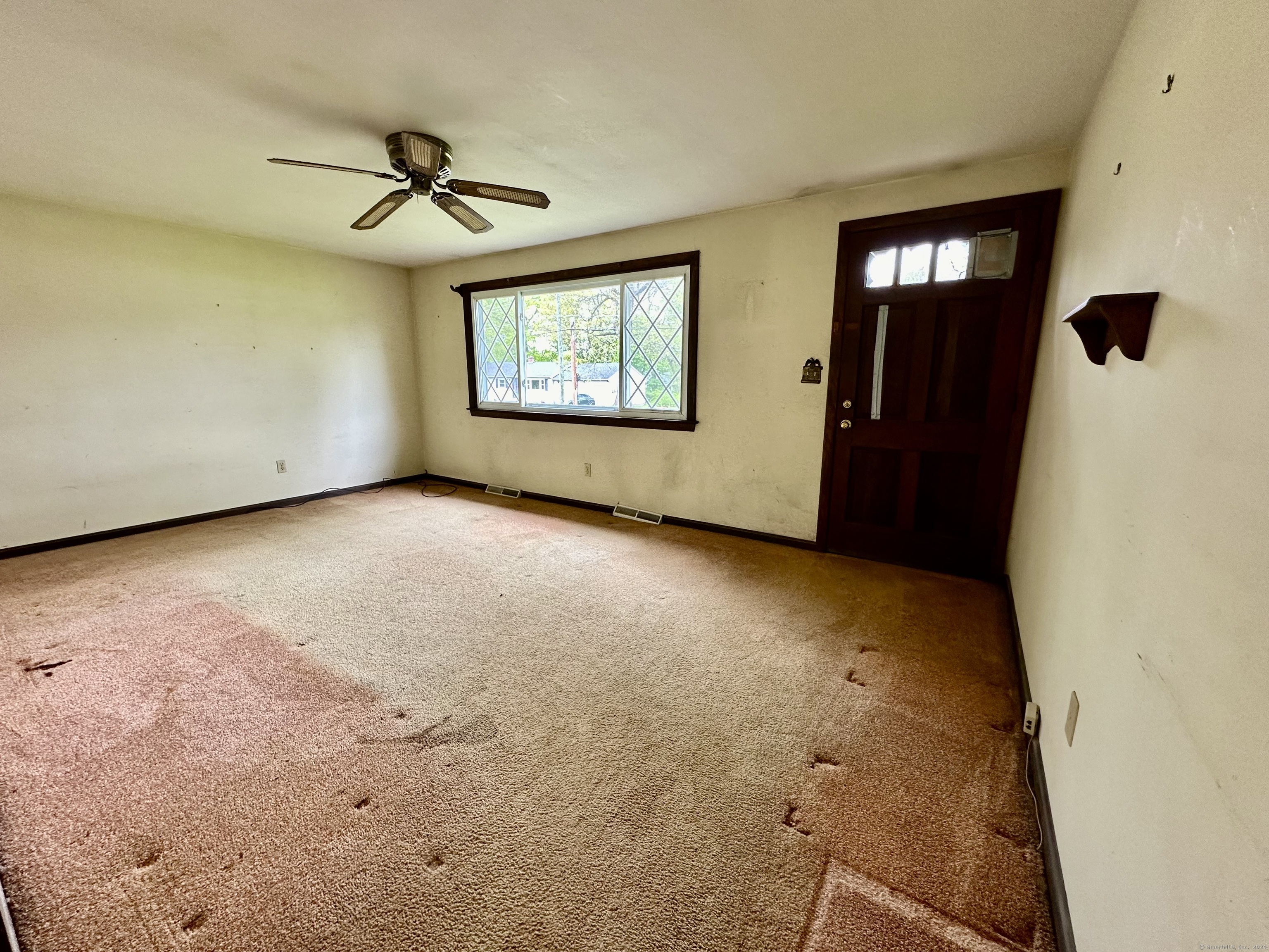 11 Gary Drive