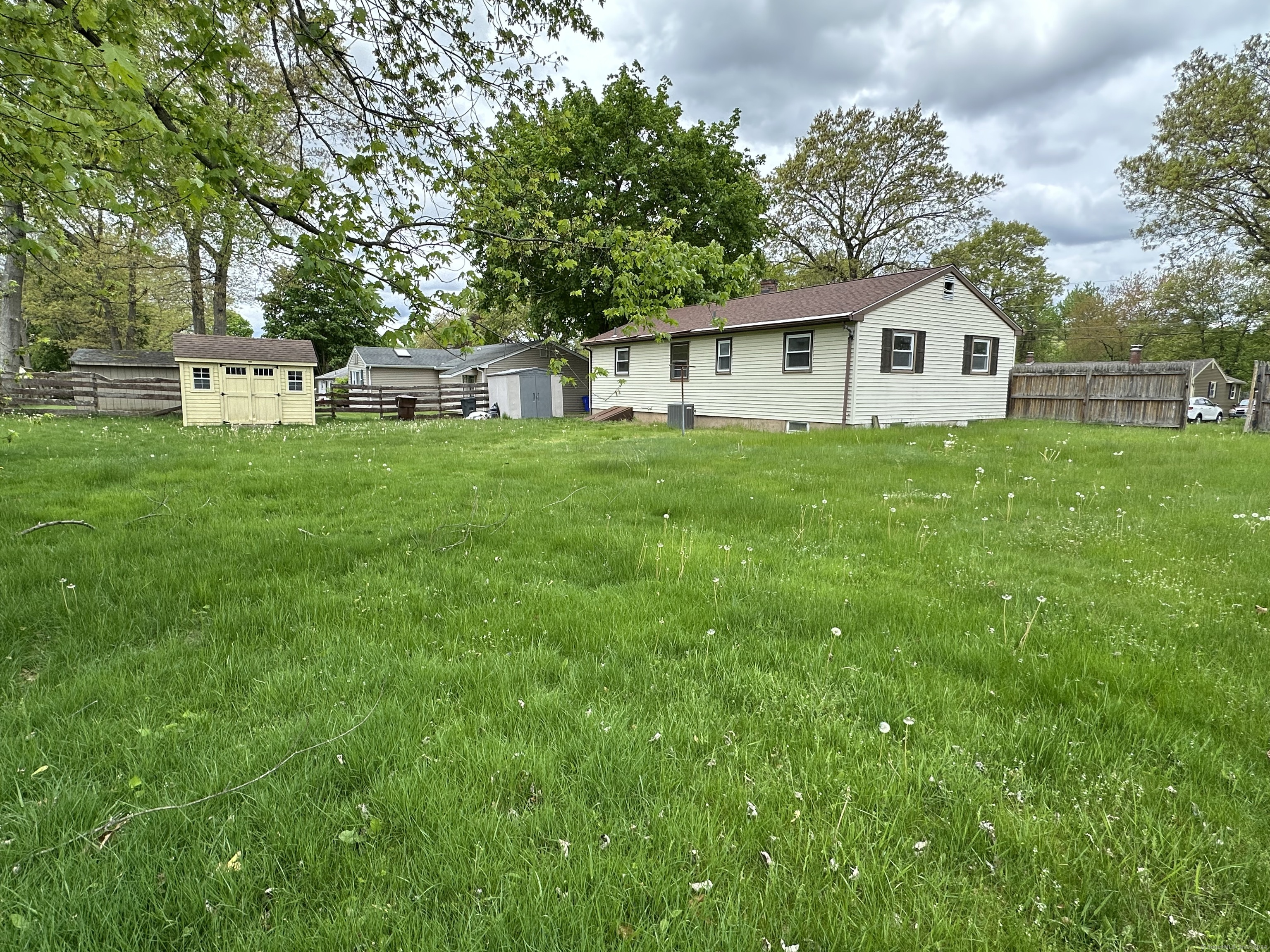 11 Gary Drive
