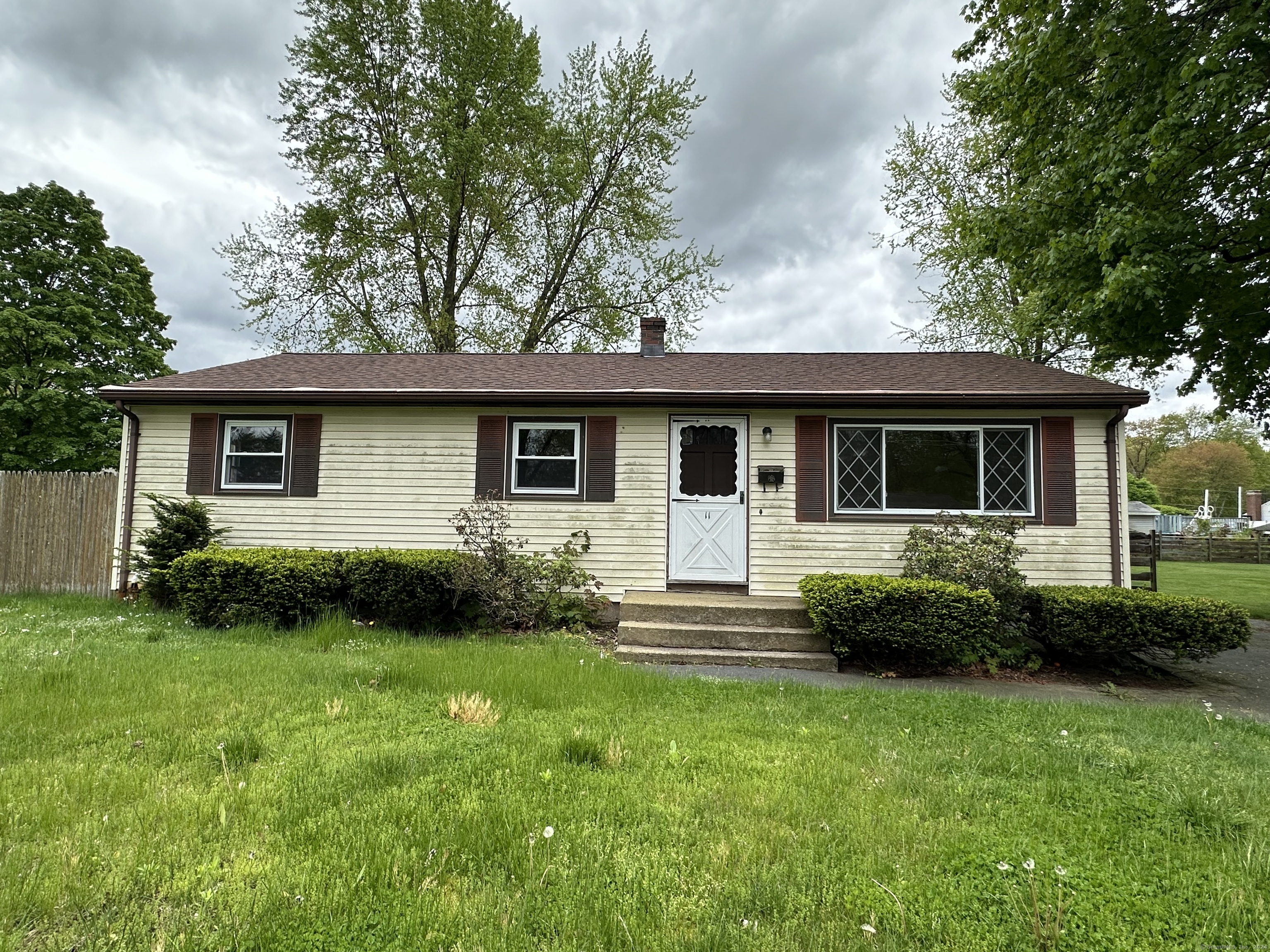 11 Gary Drive