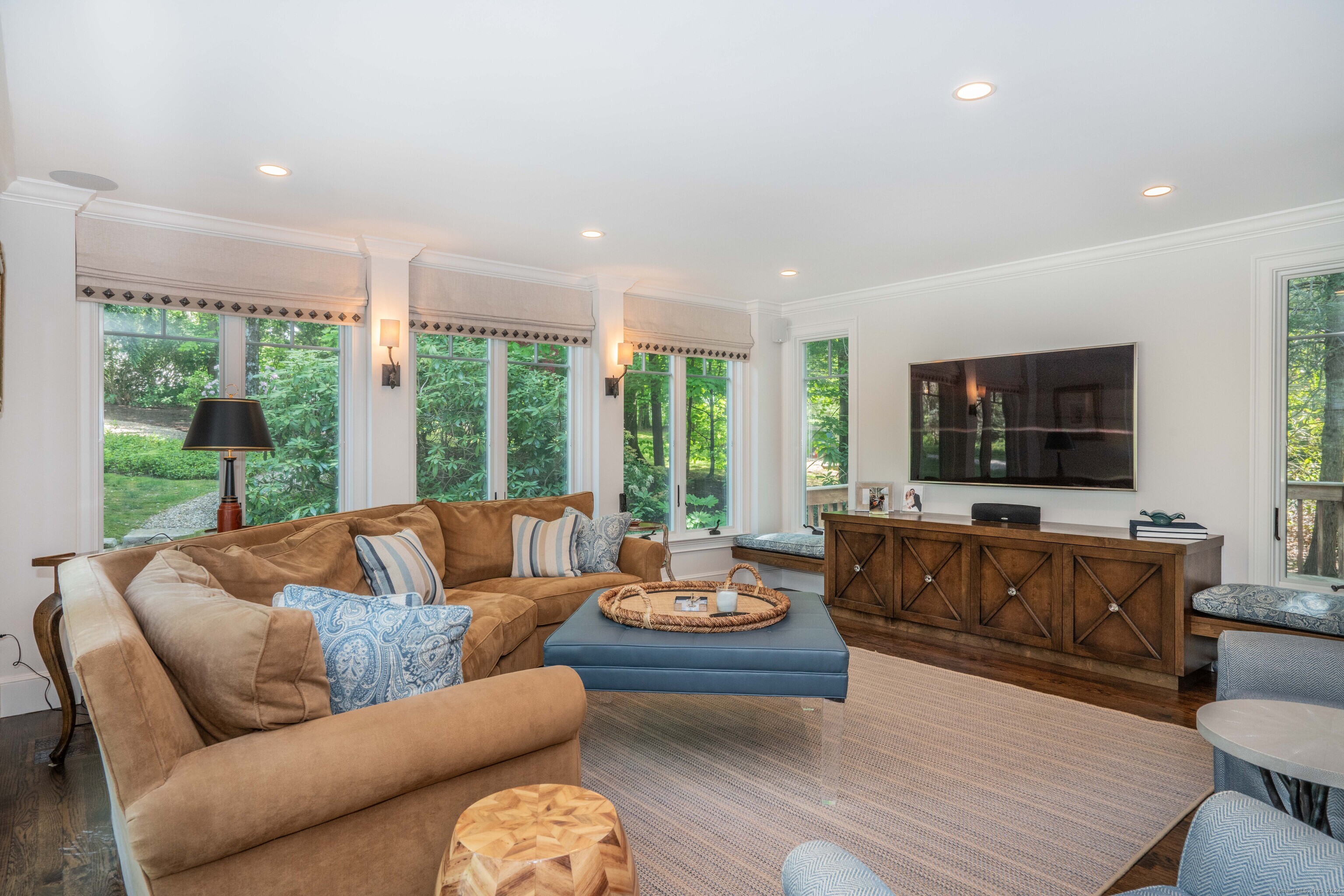 100 High Wood Road