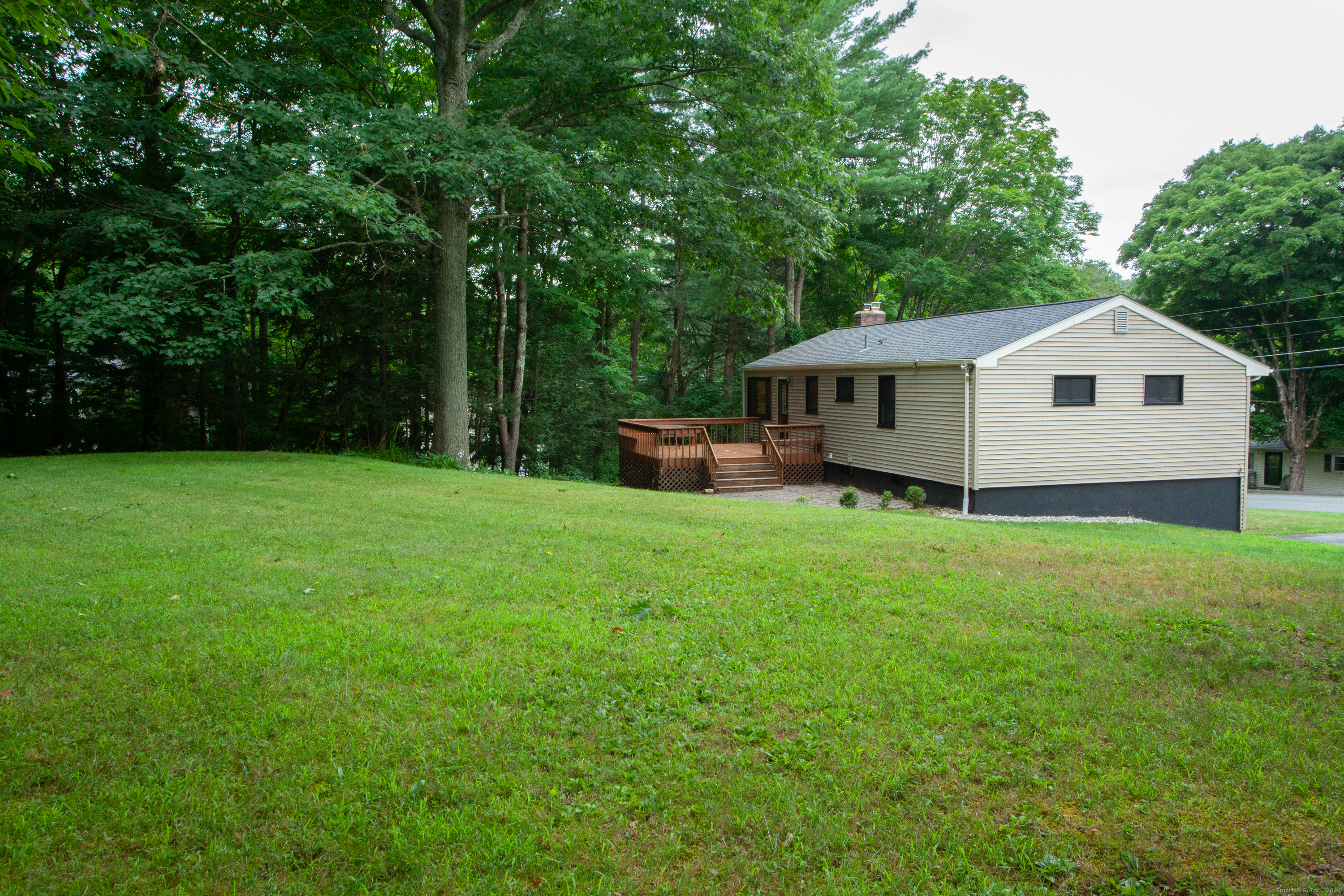 4 Hickory Drive