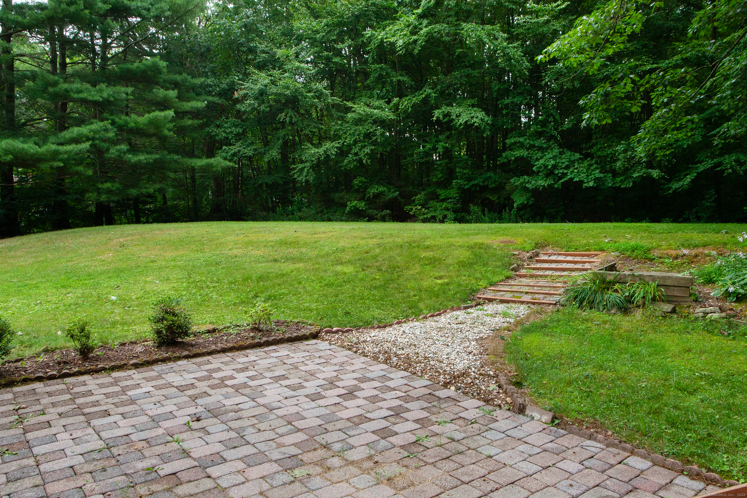 4 Hickory Drive