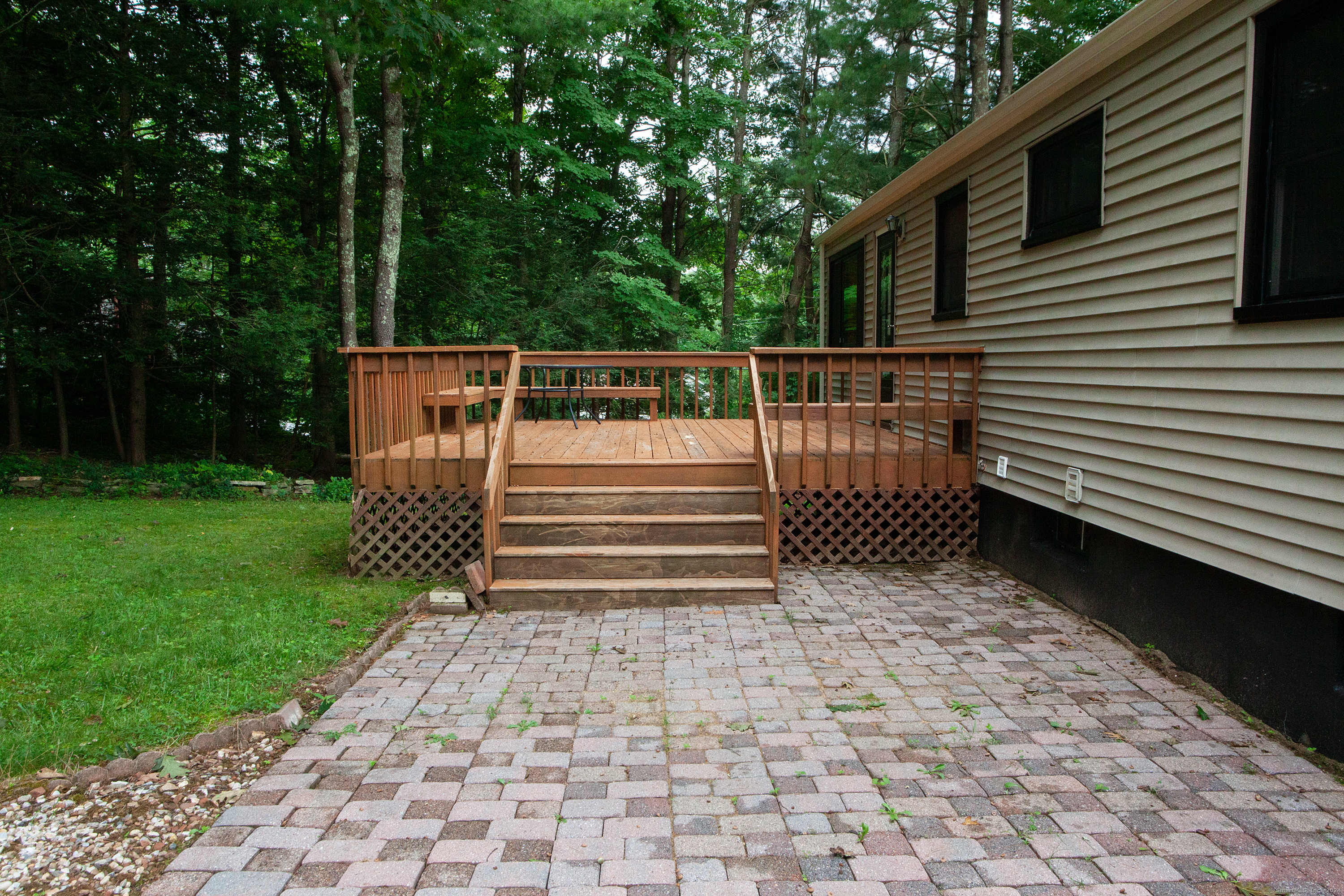 4 Hickory Drive