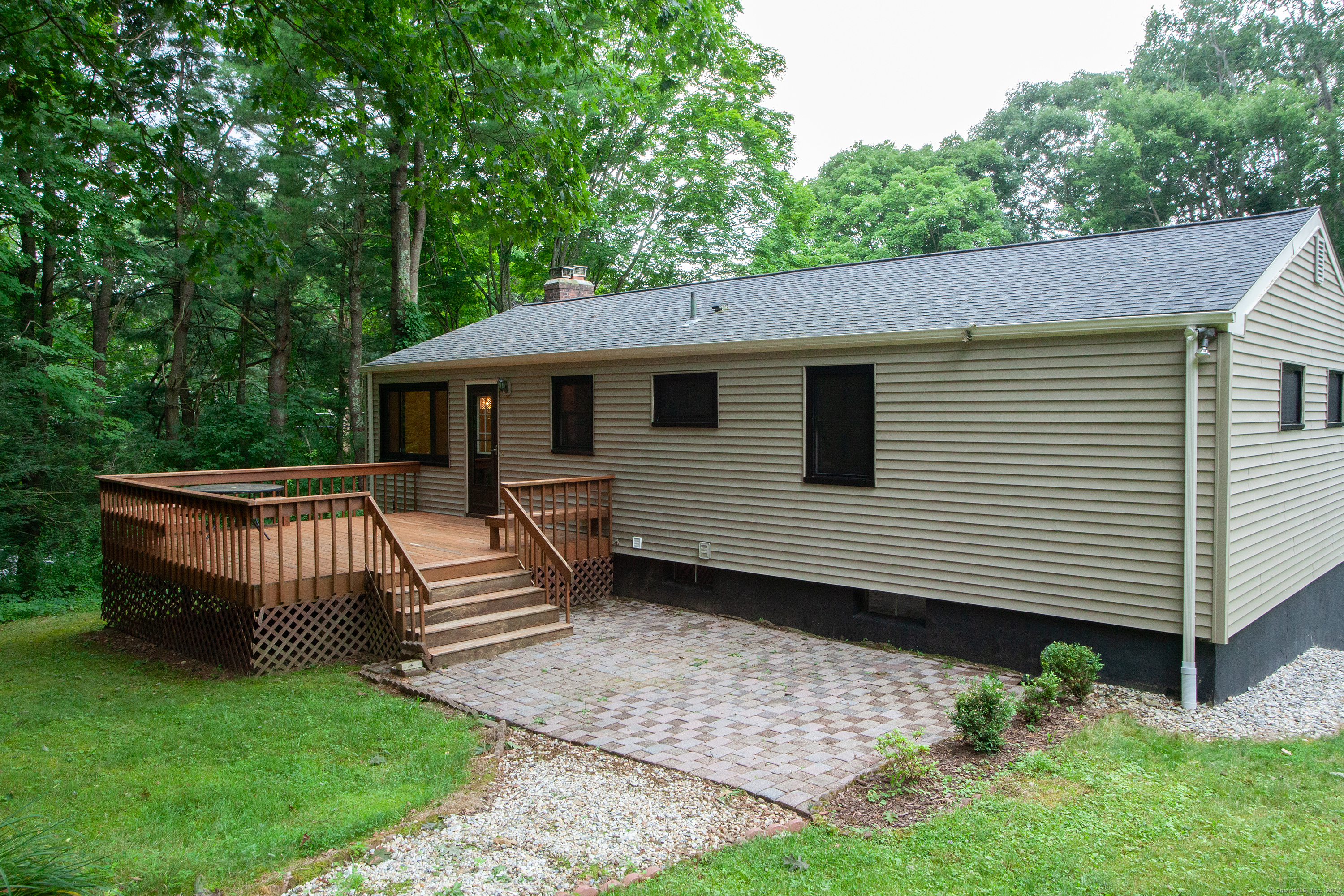 4 Hickory Drive