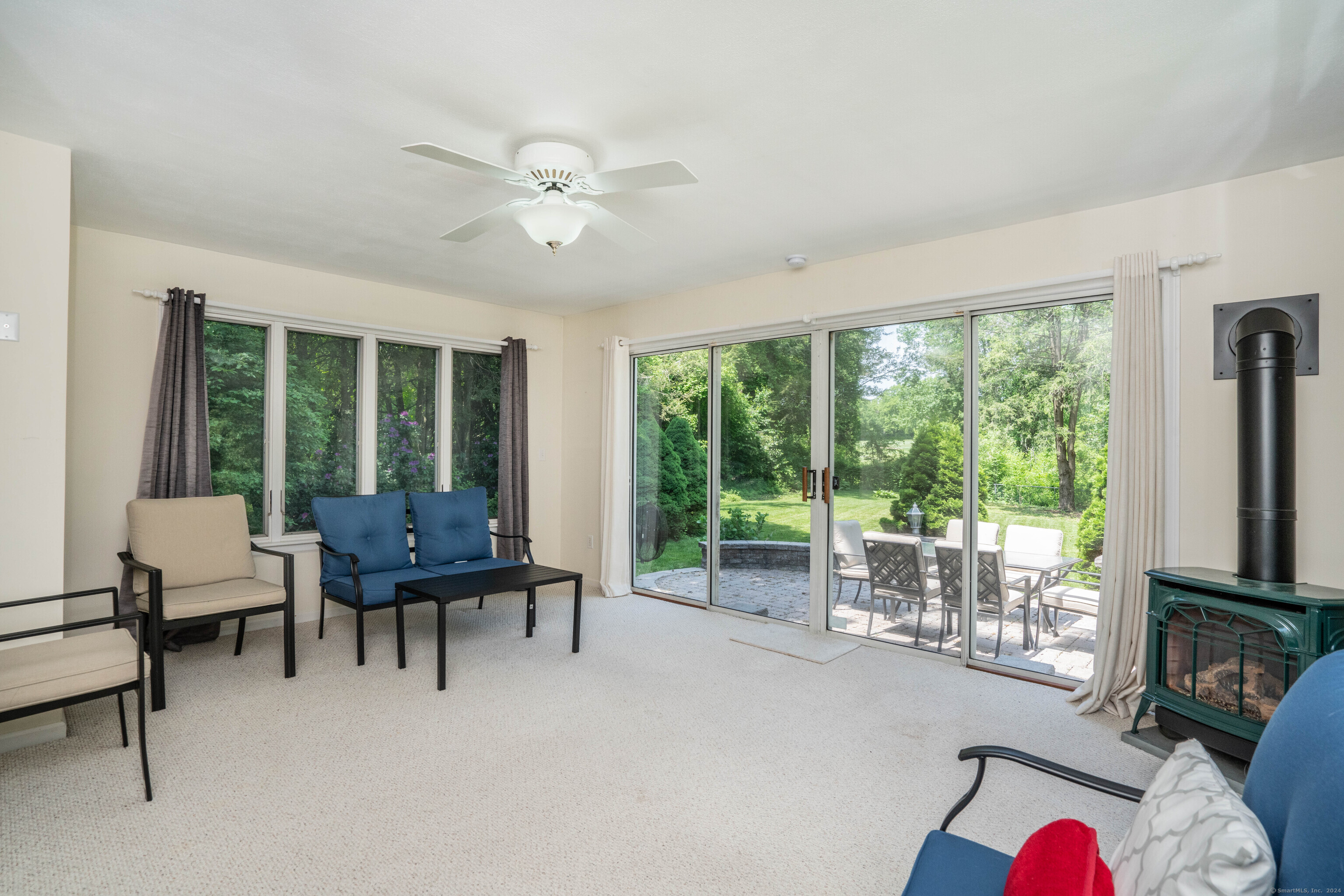 245 Coppermill Road