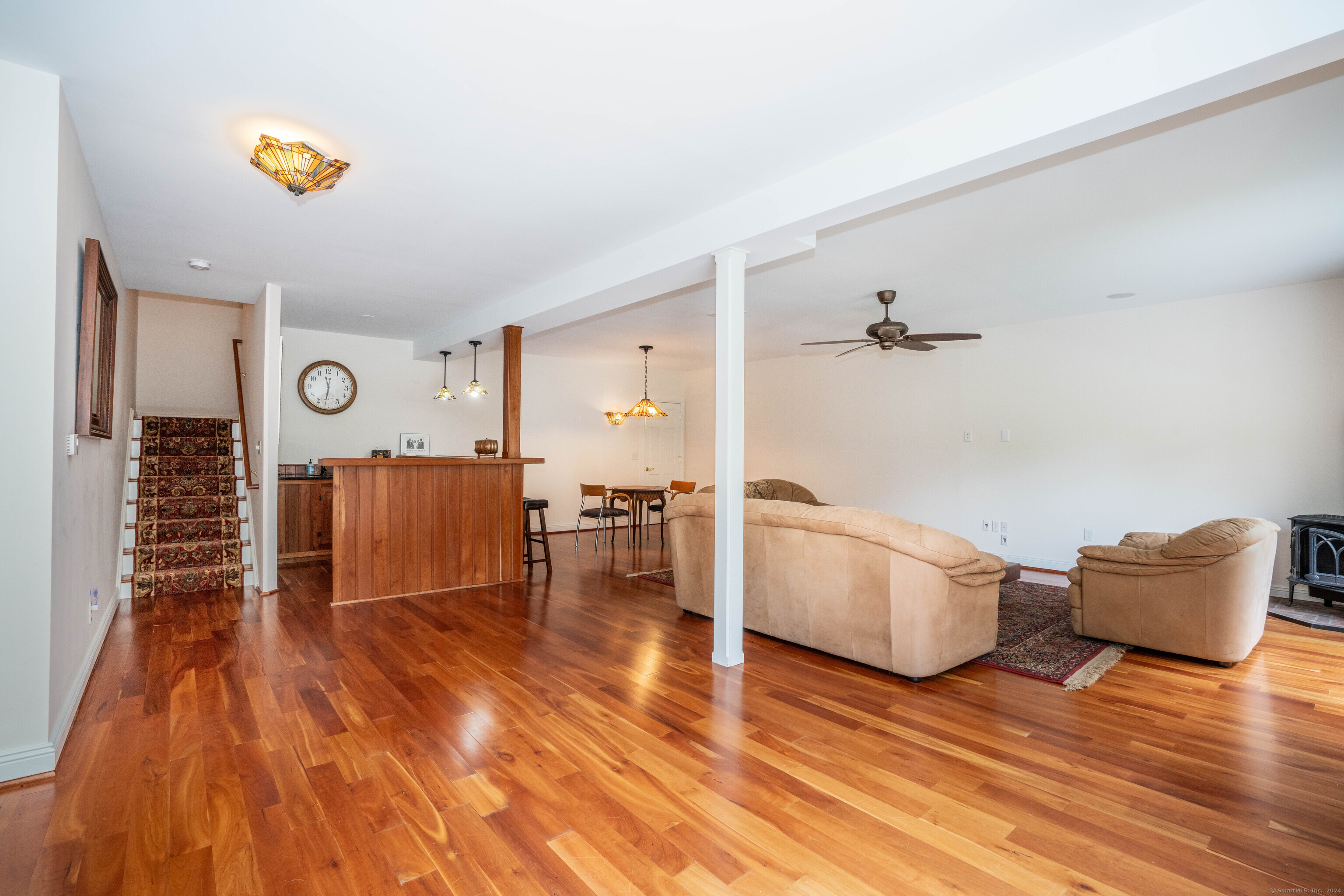 16 Worthington Drive
