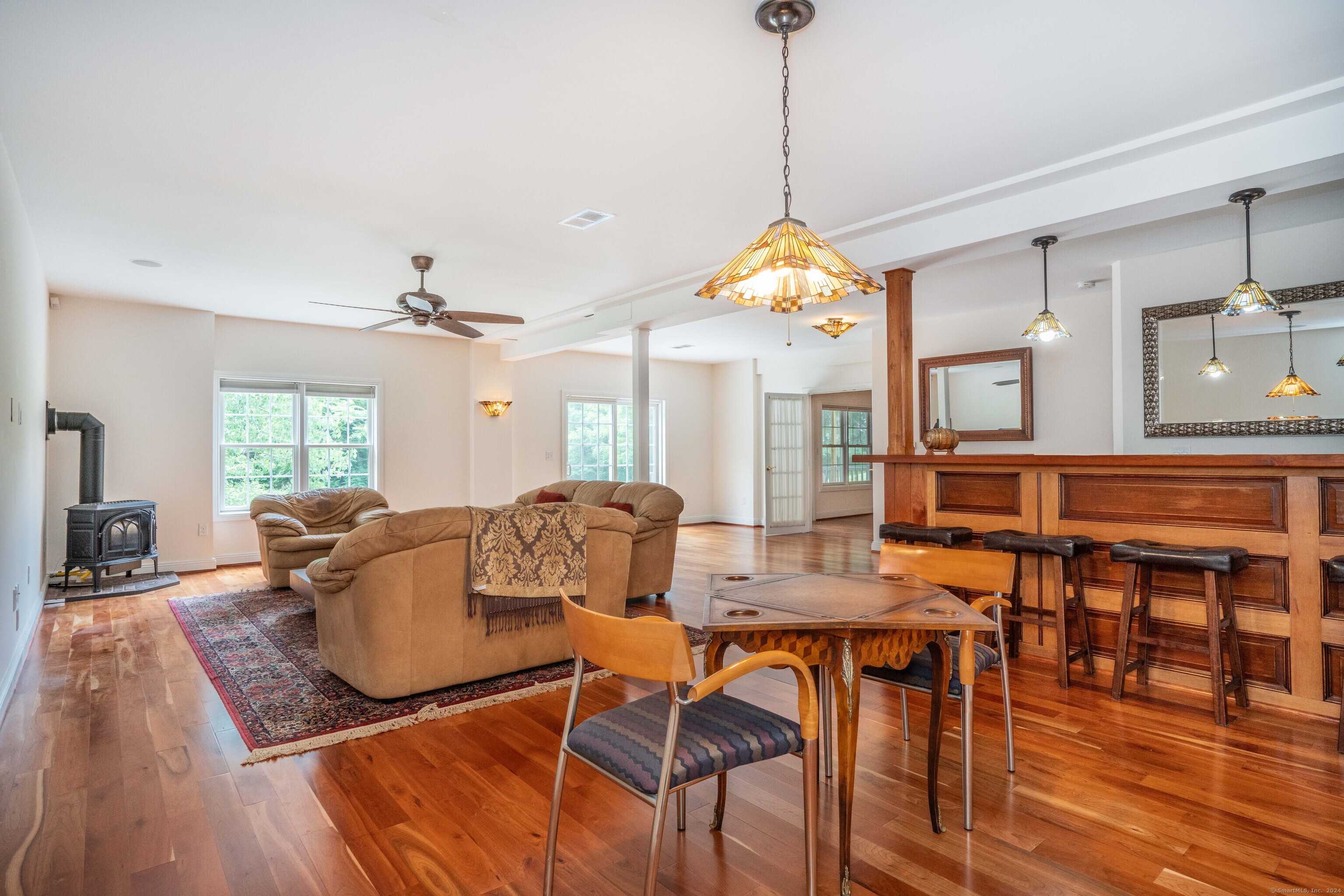 16 Worthington Drive