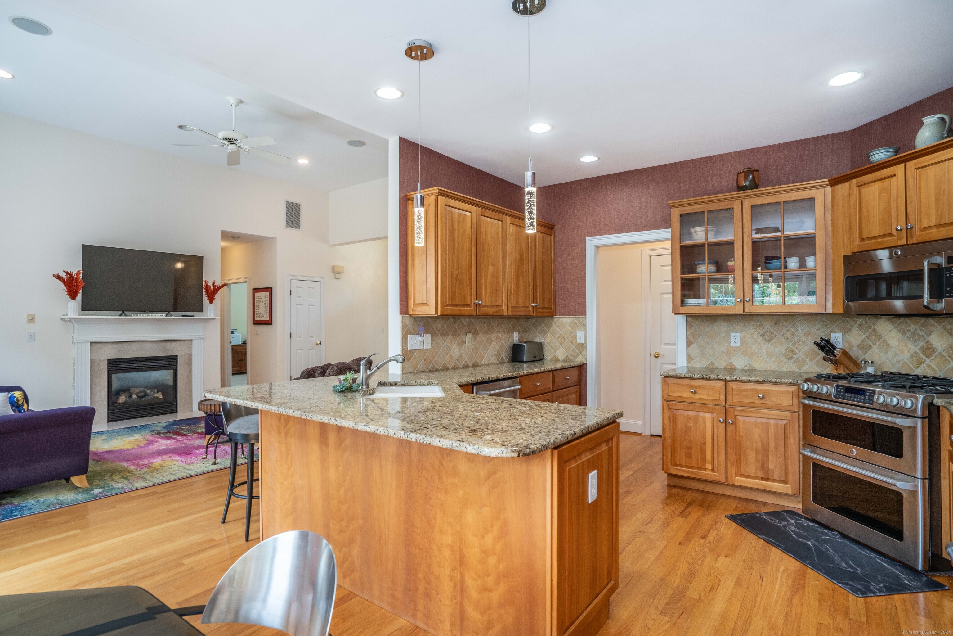 16 Worthington Drive