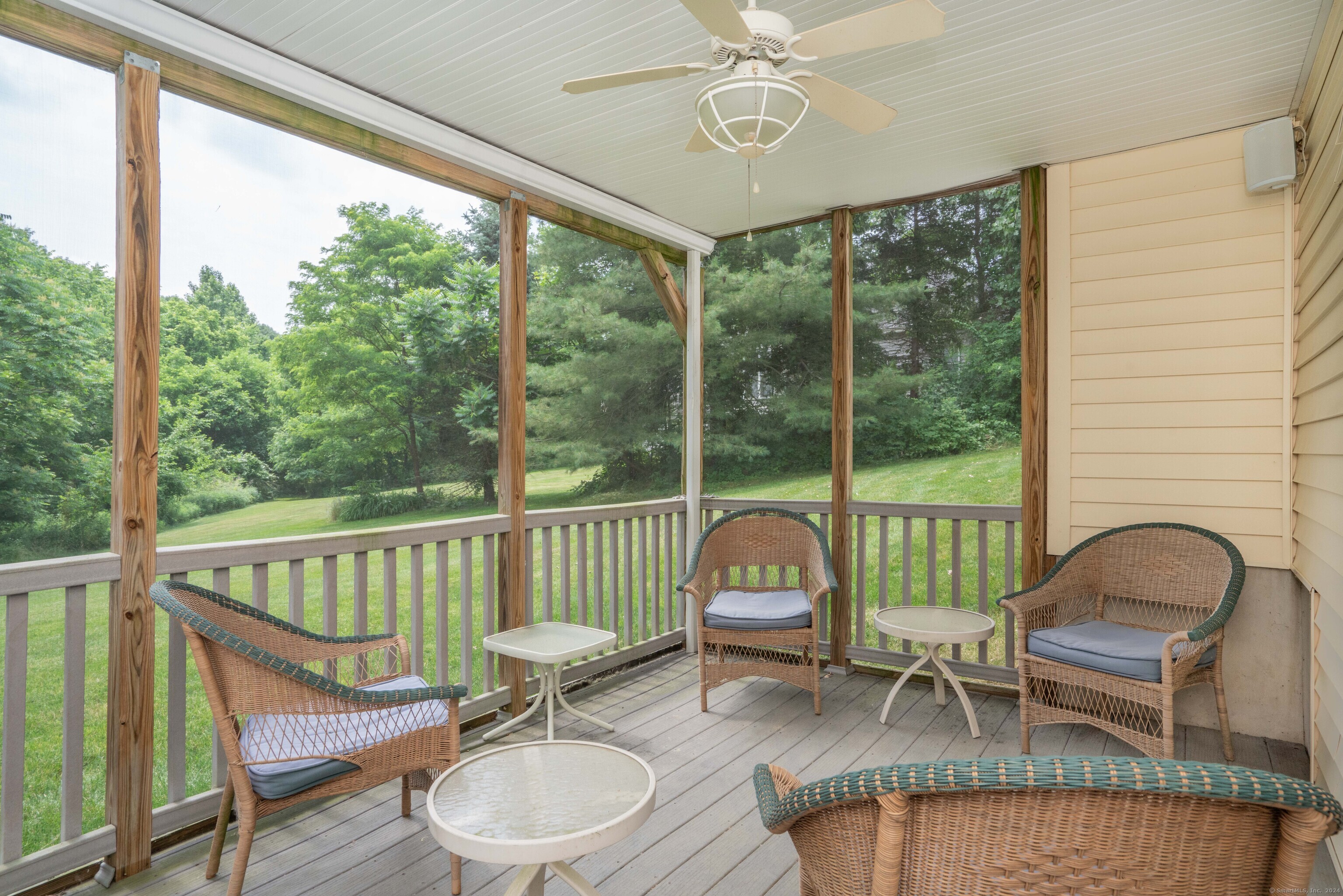 16 Worthington Drive