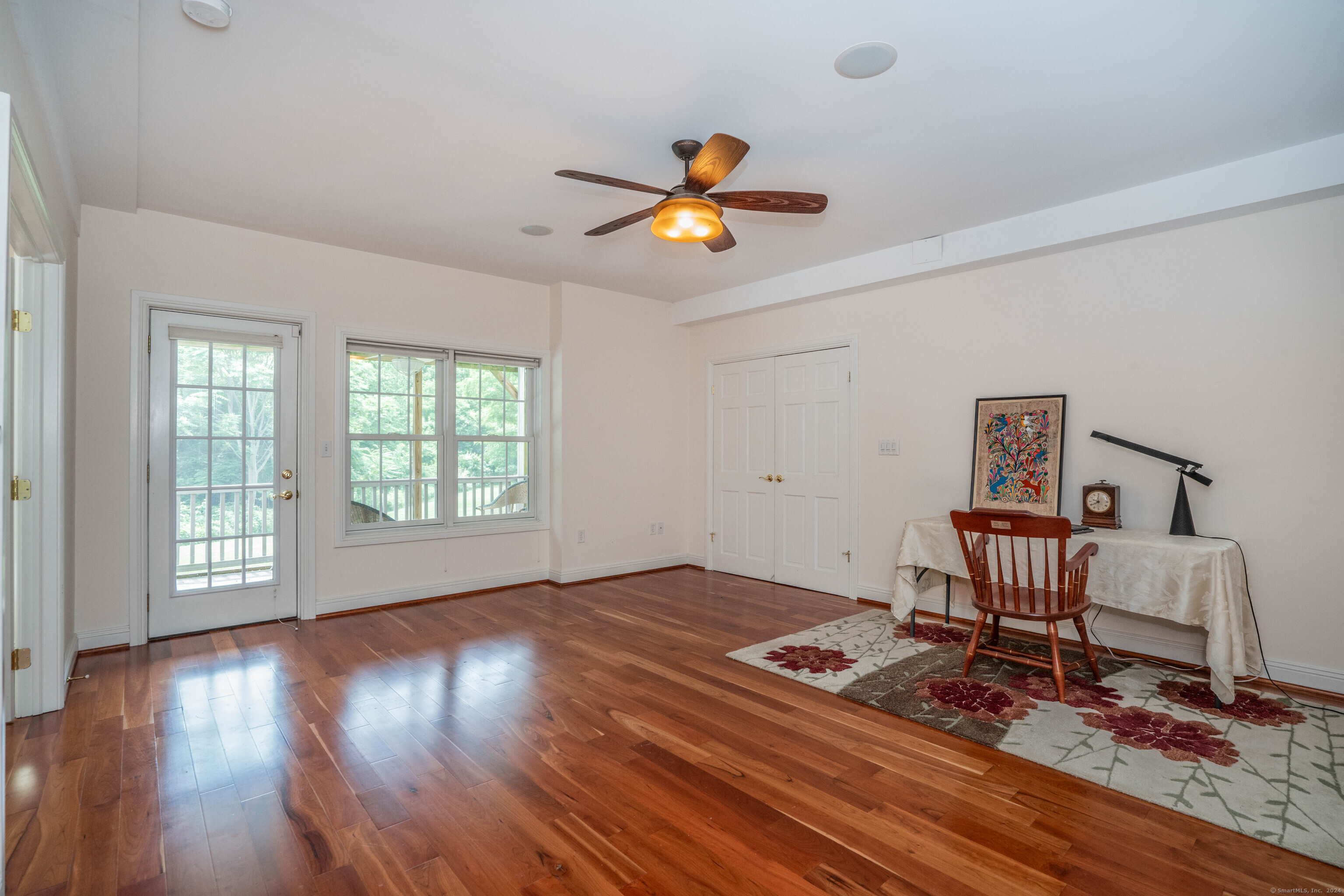 16 Worthington Drive