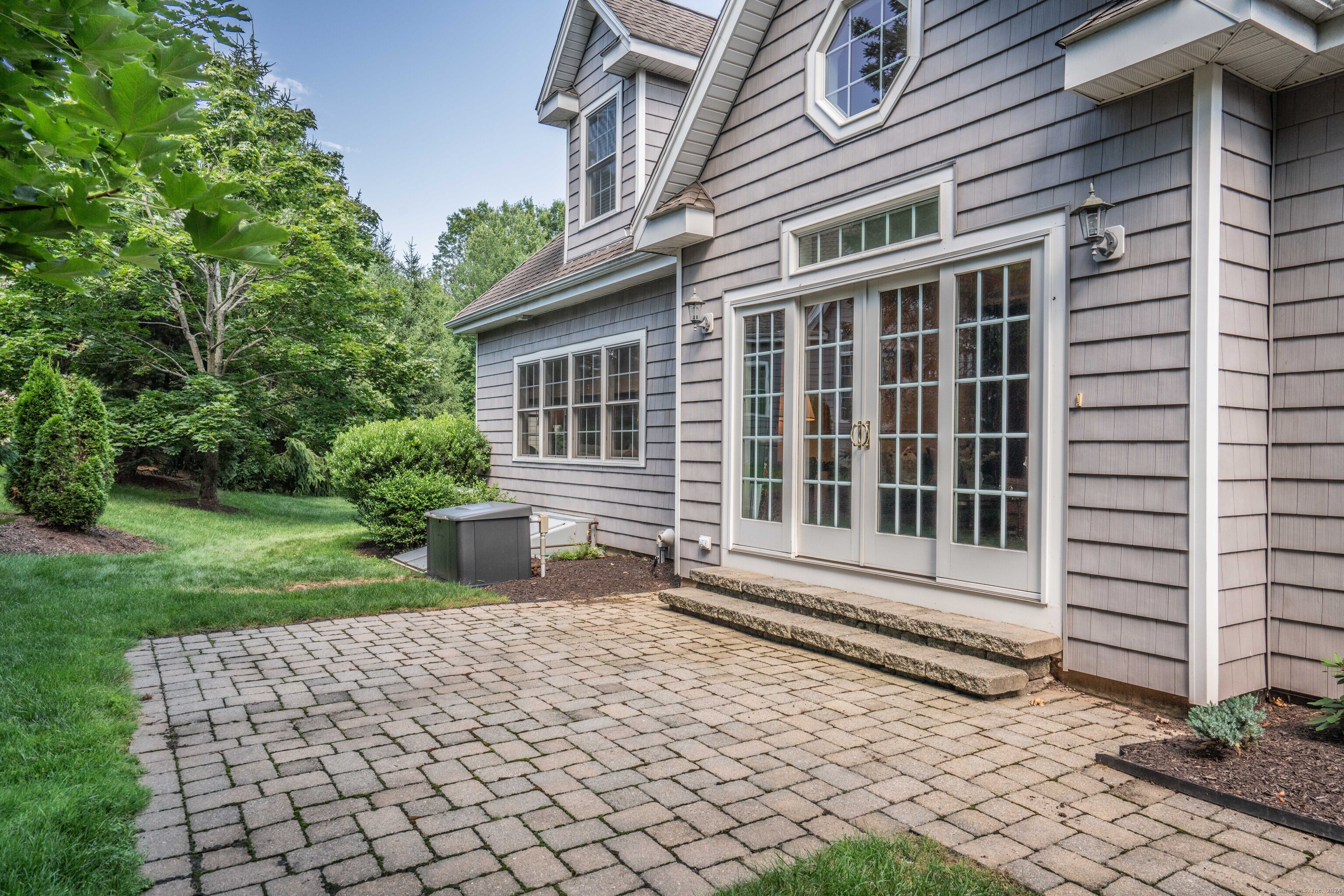 5 Wyeth Drive 5