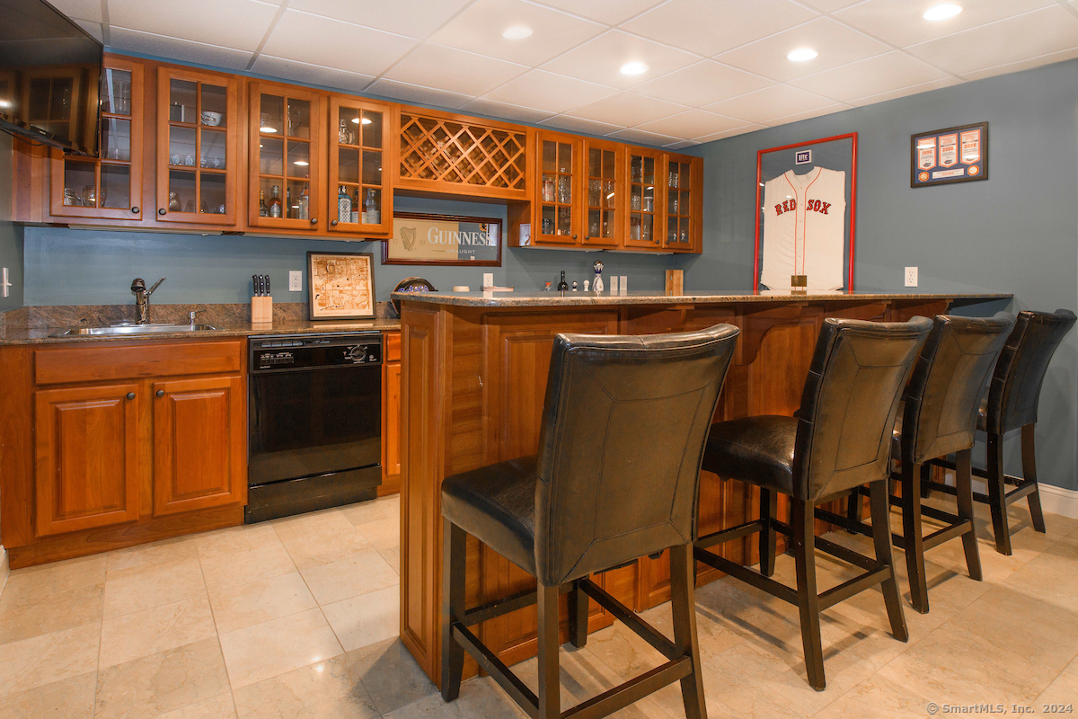 233 Kingswood Drive