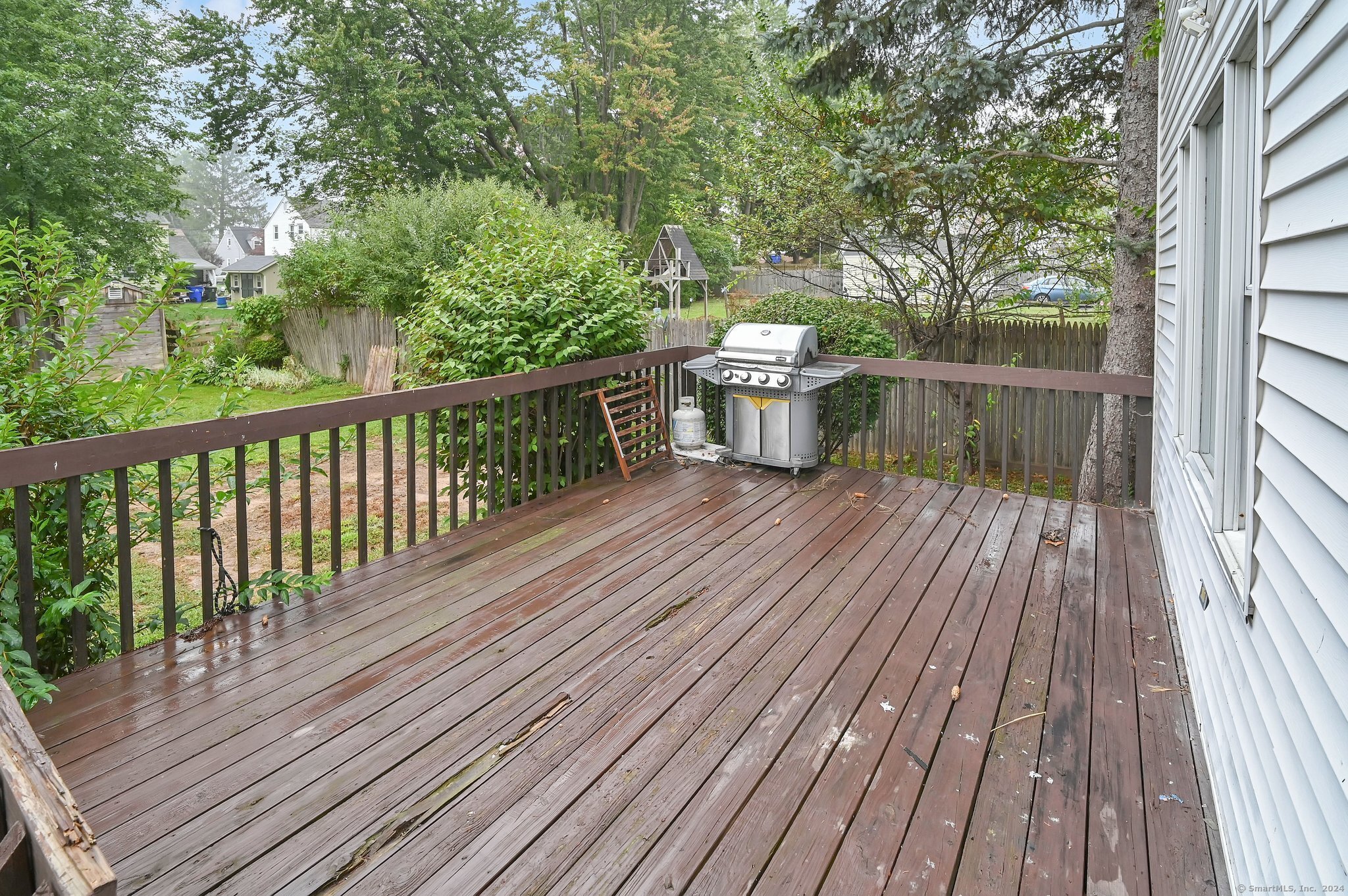 147 Edgemere Avenue