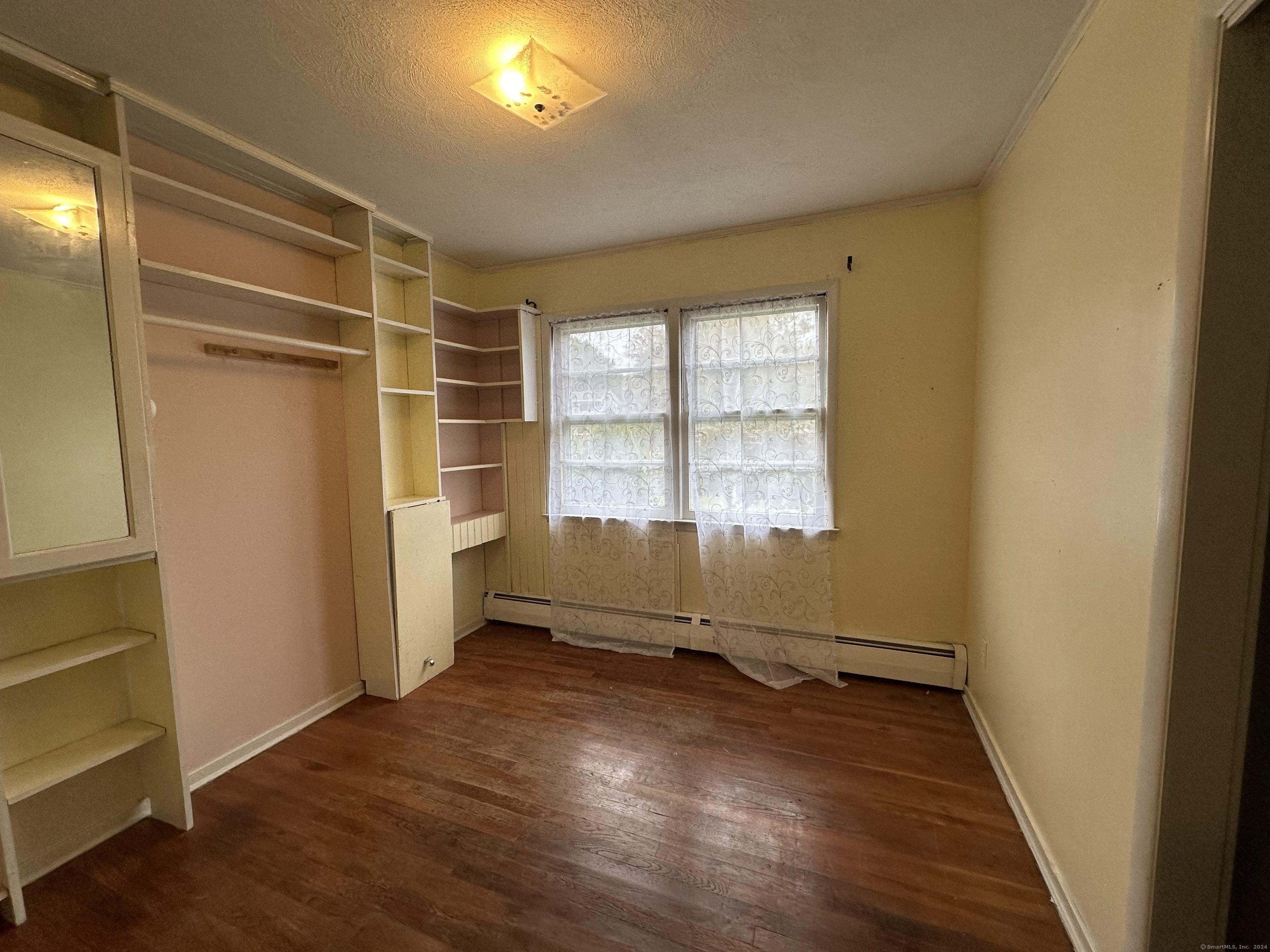 18 Sycamore Road