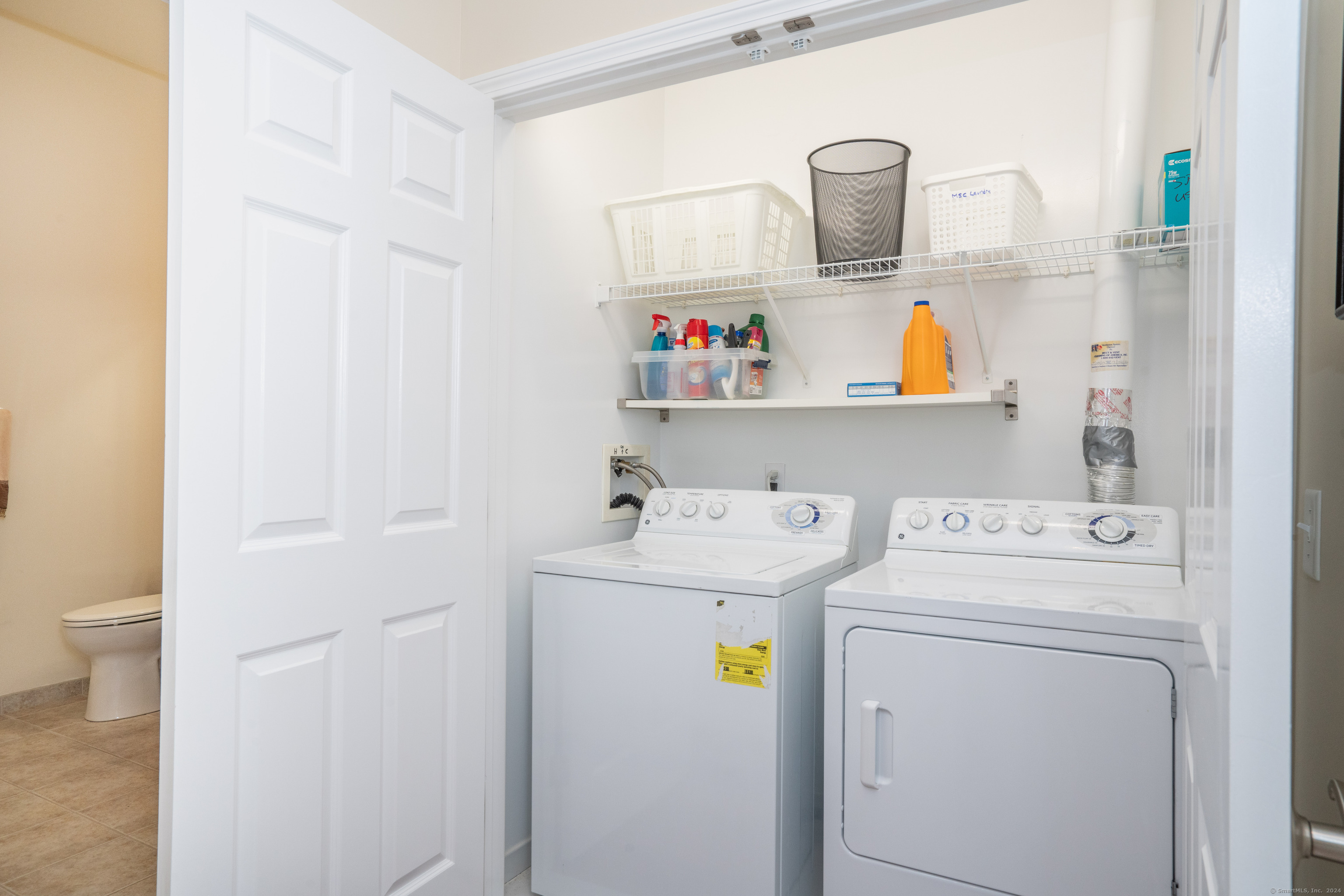 1 King Philip Drive 407