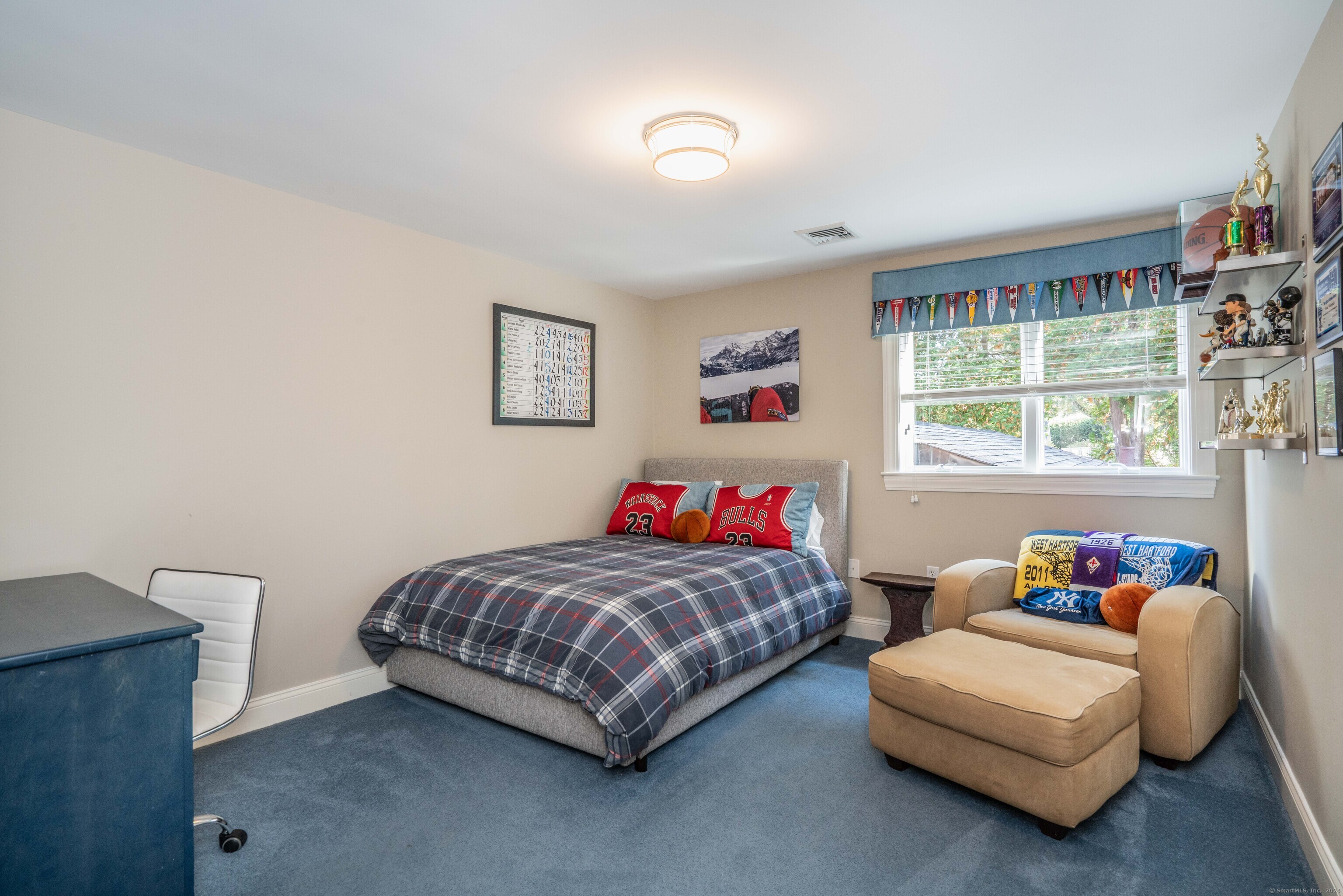 15 Mountain View Drive
